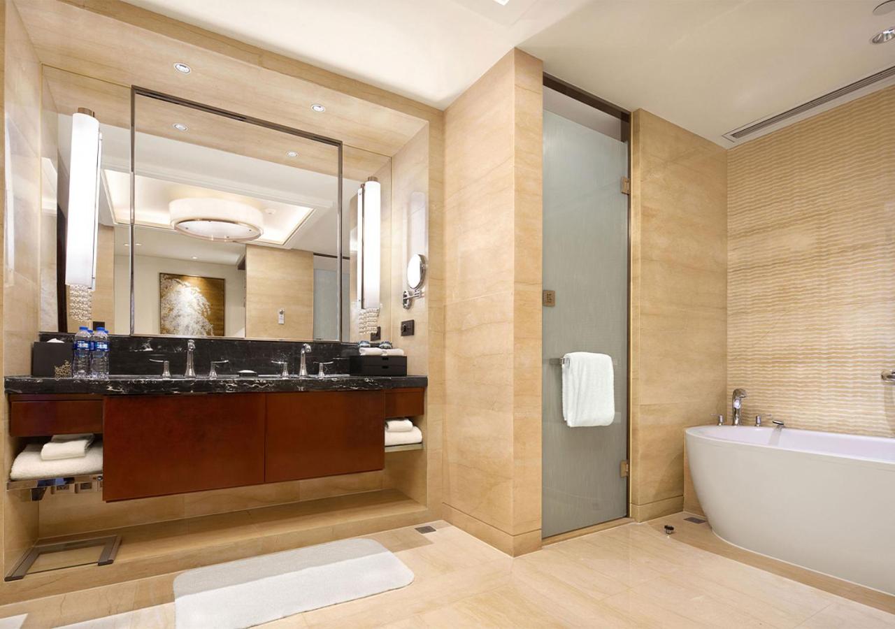 Premium Room - Photo 4