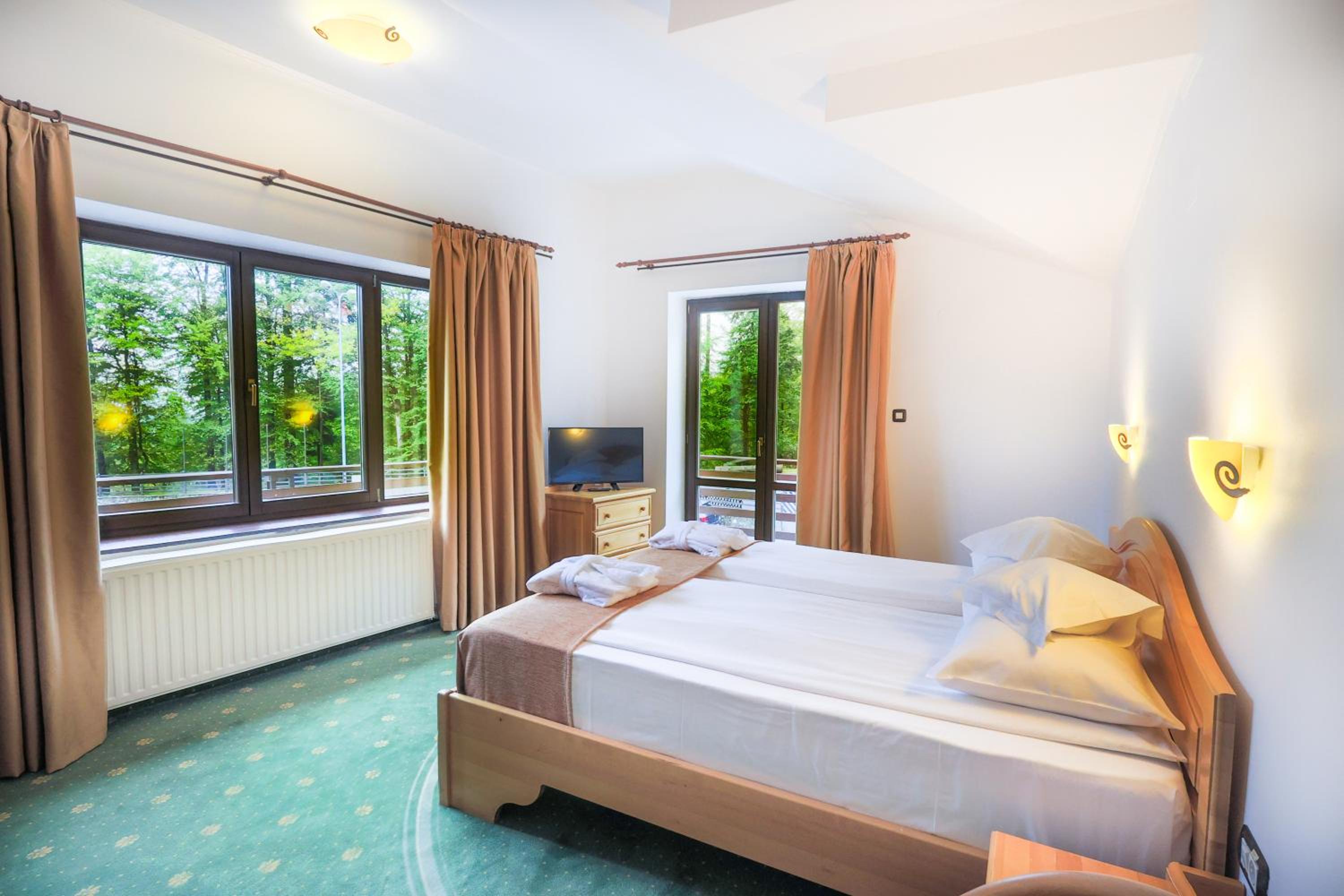 Junior Suite with Balcony