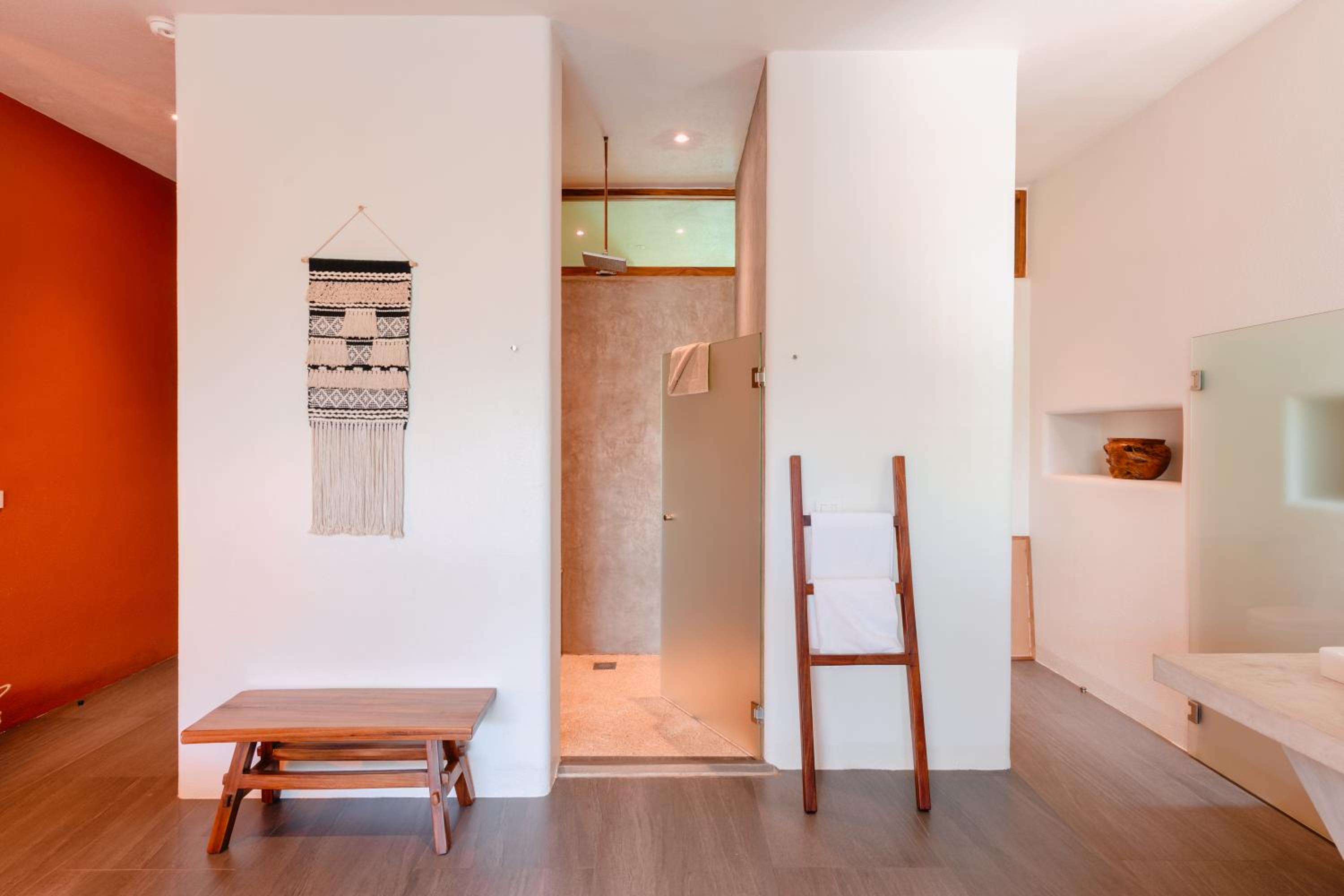 Suite with Terrace - Photo 9