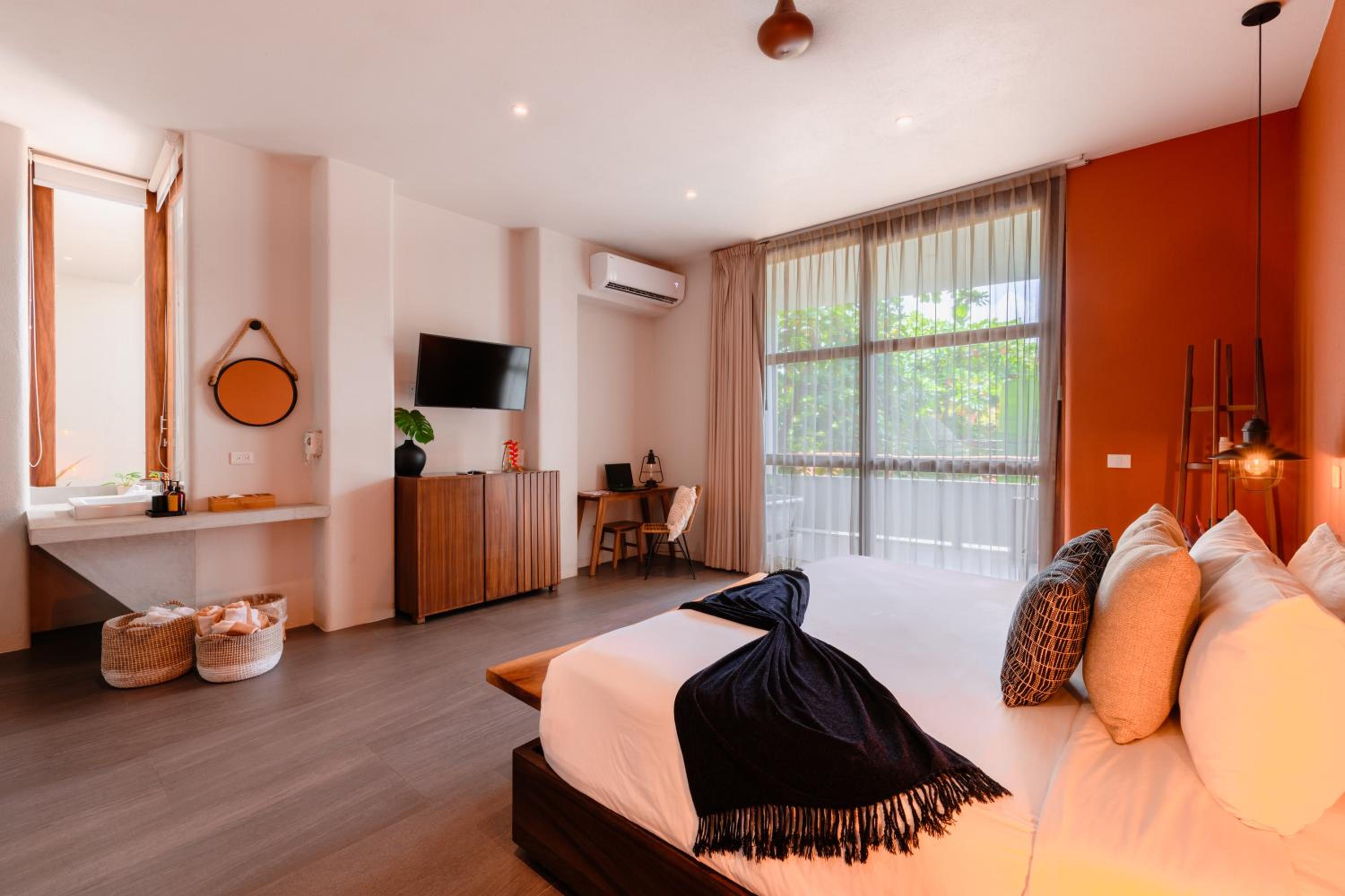 Suite with Terrace - Photo 10