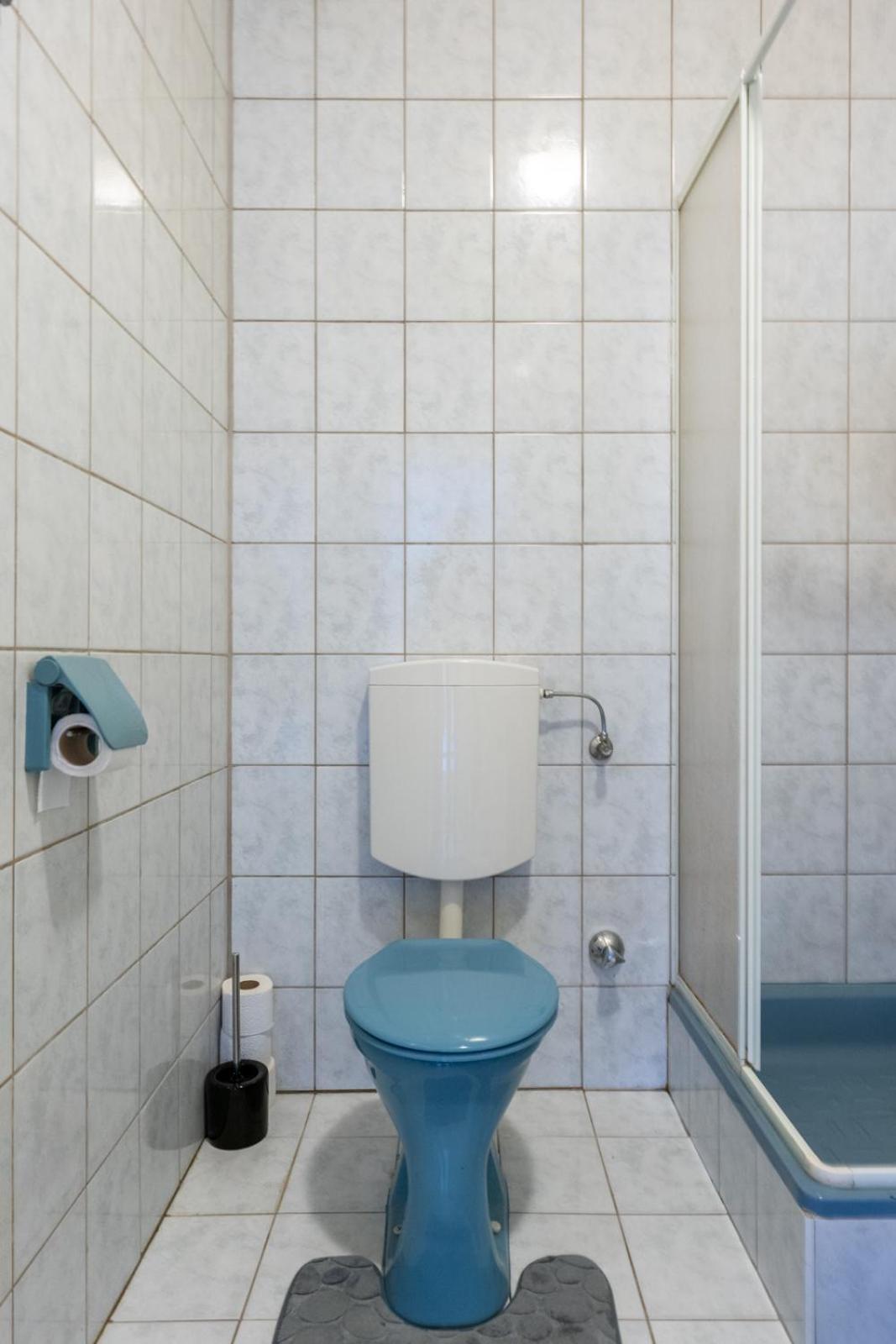 Studio Apartment photo 2