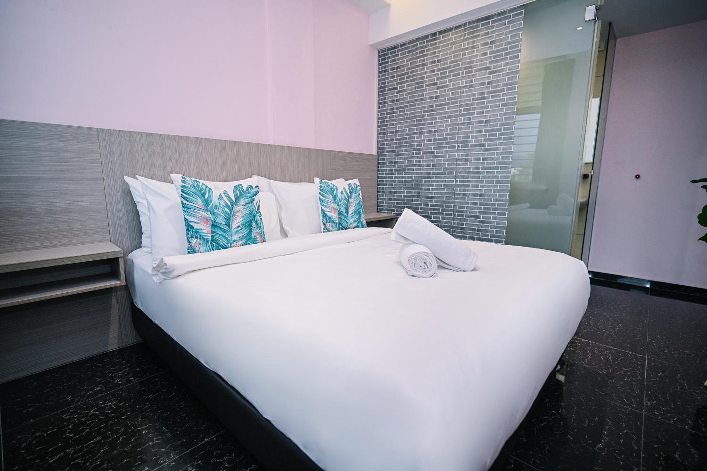 Deluxe Queen Room photo 3