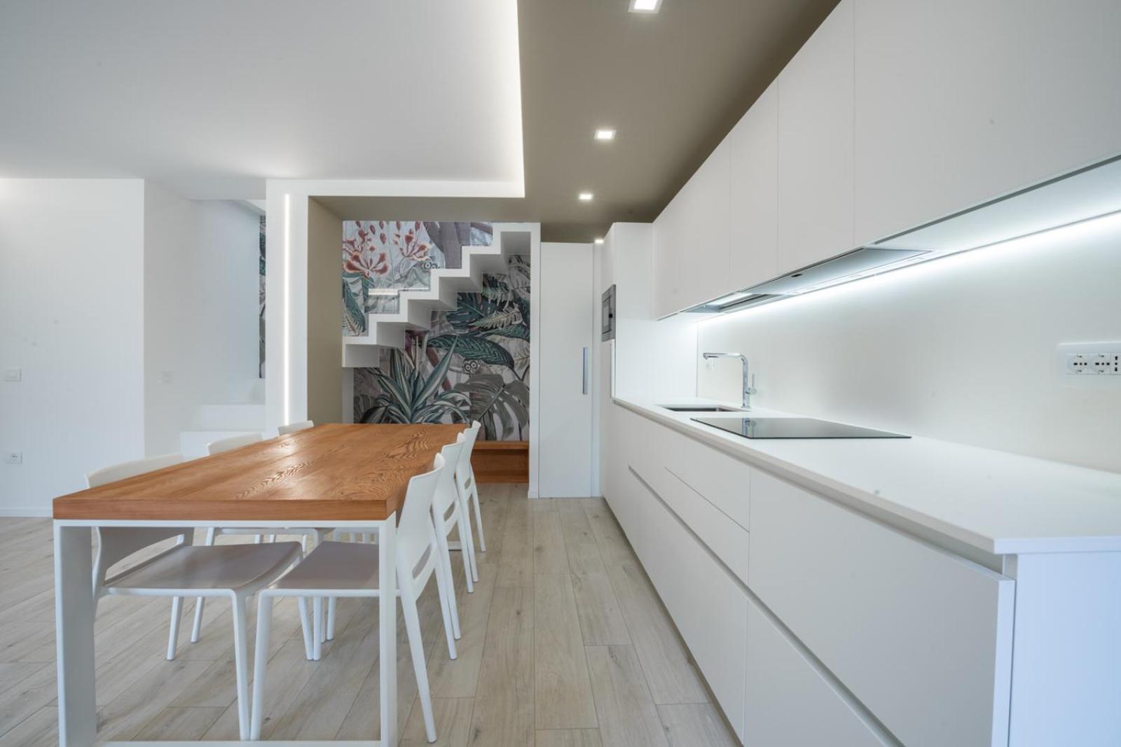 Two-Bedroom Deluxe Apartment with Balcony photo 3