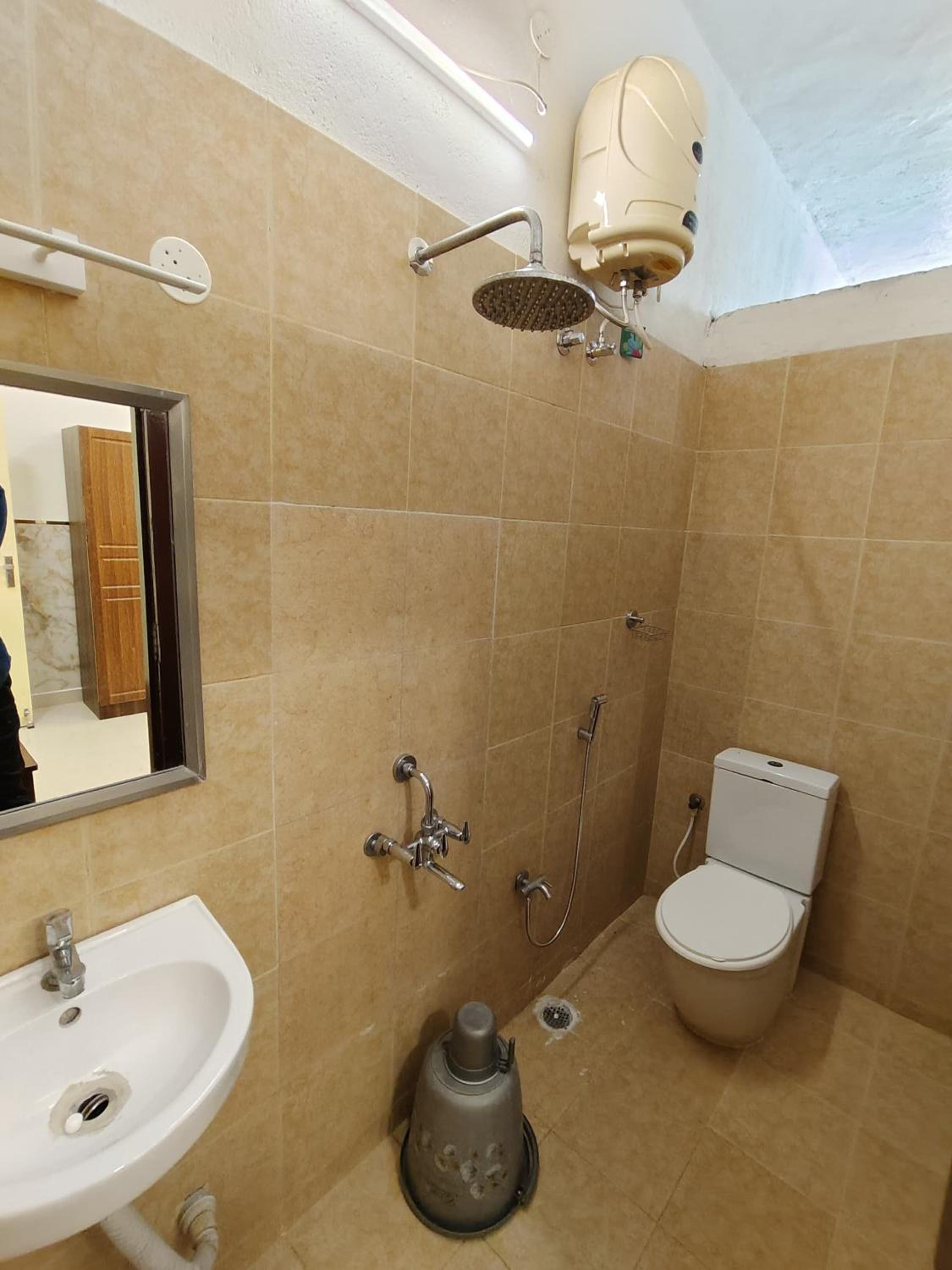 Double Room - Photo 2