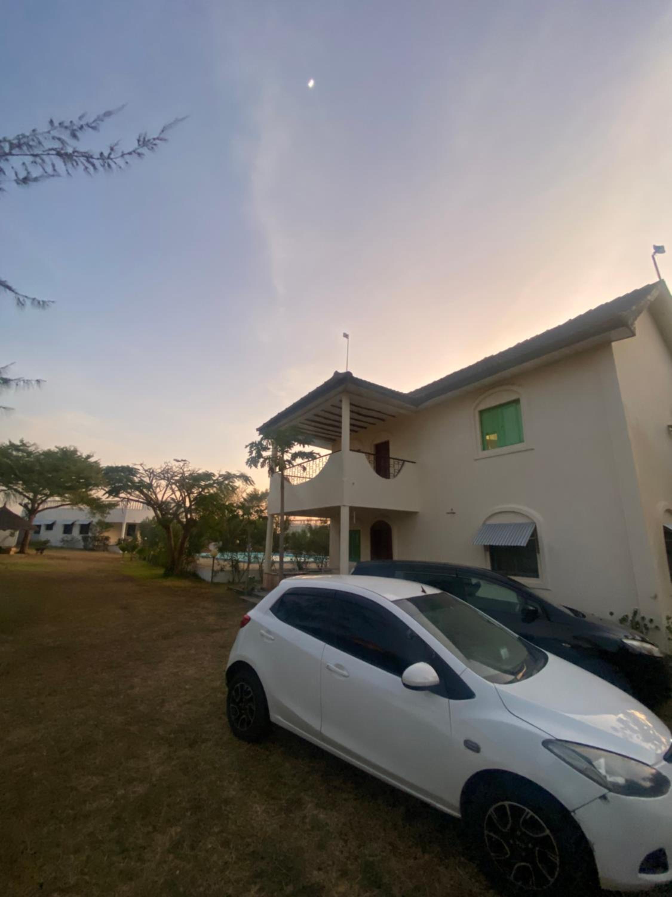 Three-Bedroom Villa photo 3