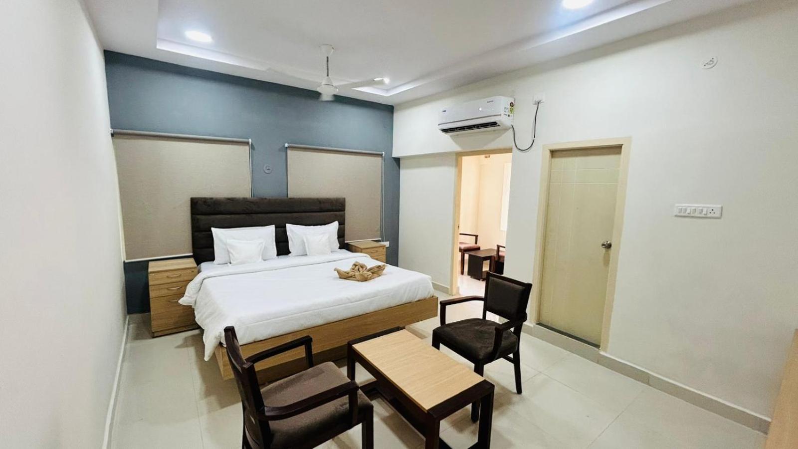Deluxe Double Or Twin Room With Balcony