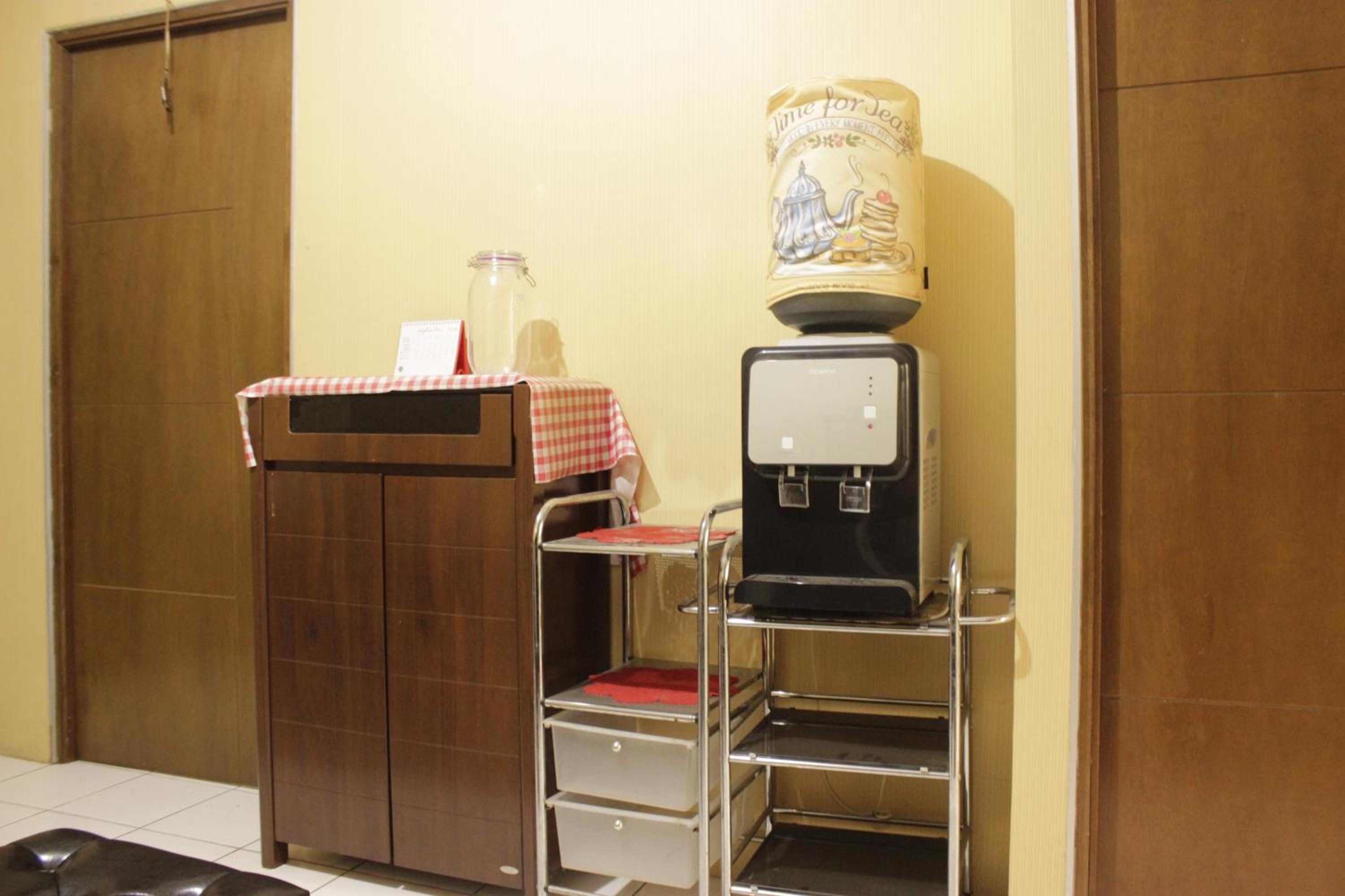 One-Bedroom Apartment - Photo 13