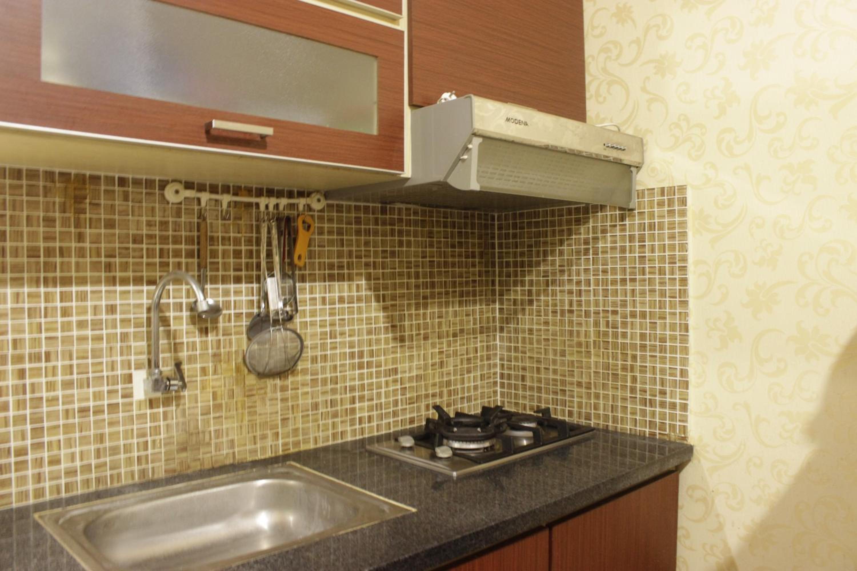 One-Bedroom Apartment - Photo 12
