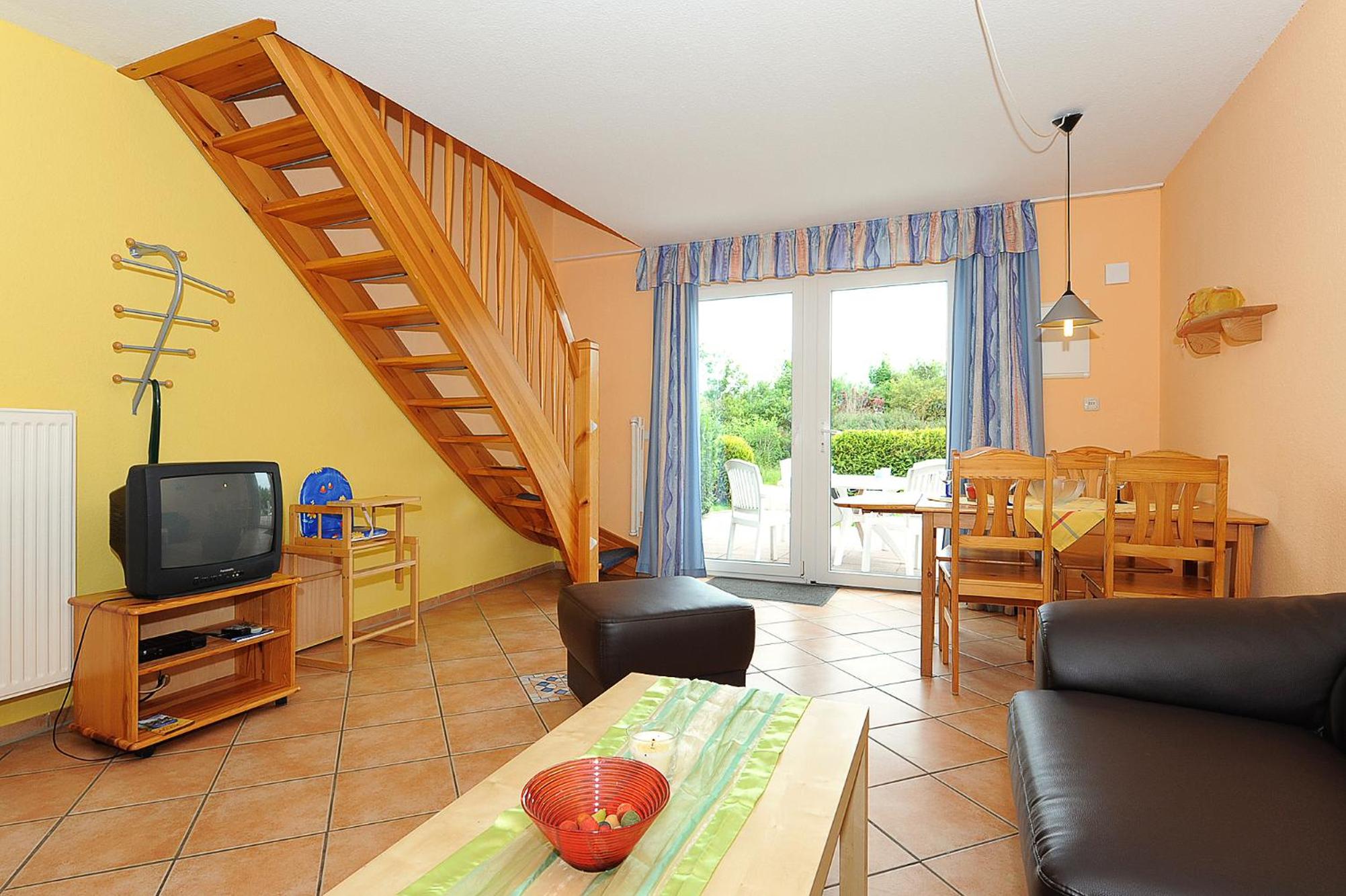 Family Room with Terrace photo 1