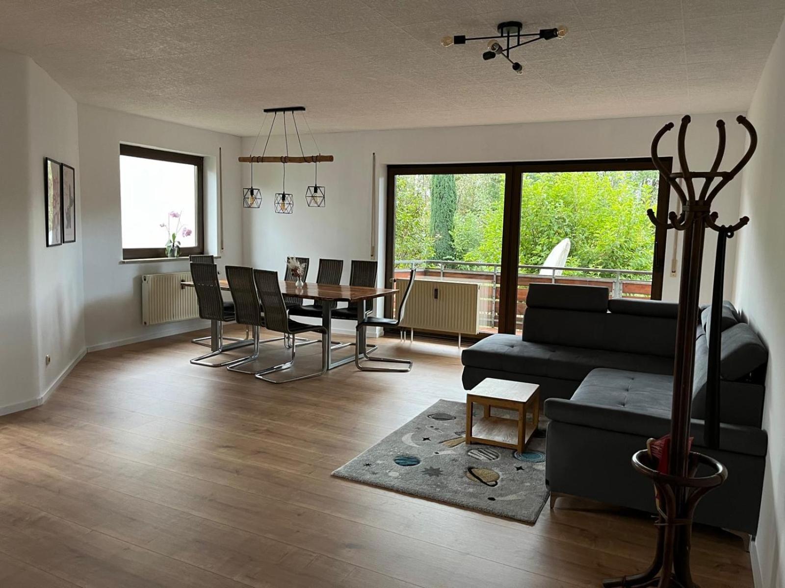 Three-Bedroom Apartment with Balcony photo 1