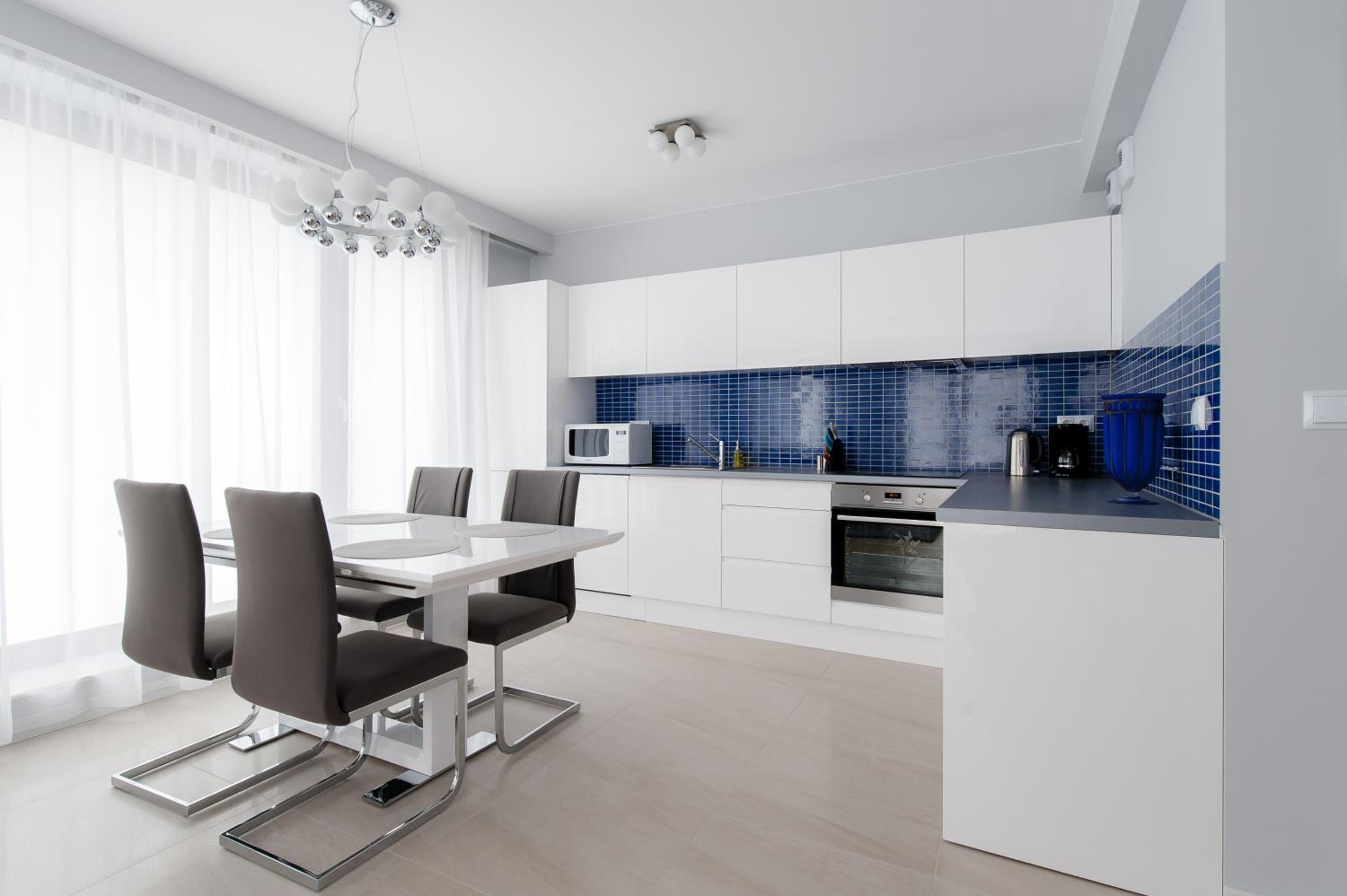 Superior Two-Bedroom Apartment - Photo 12