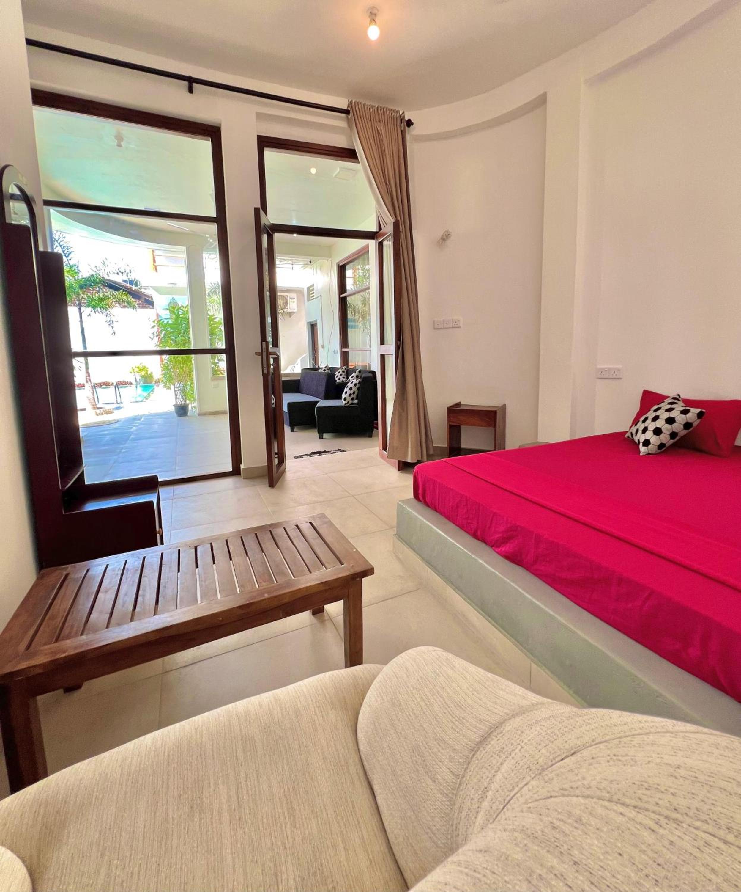 Deluxe Double Room photo 2