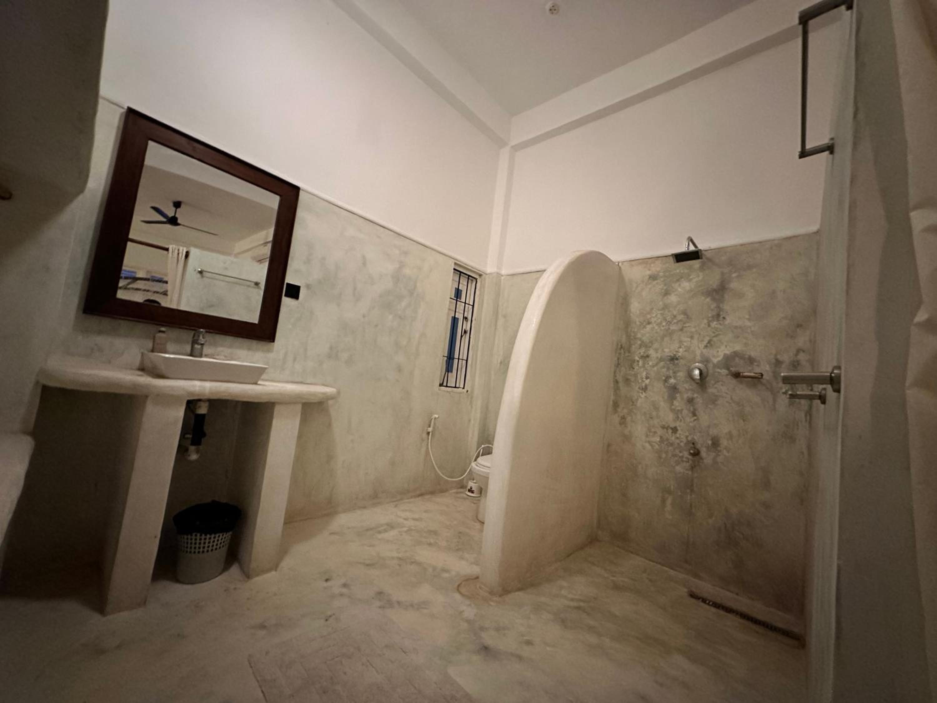Family Room With Private Bathroom photo 2