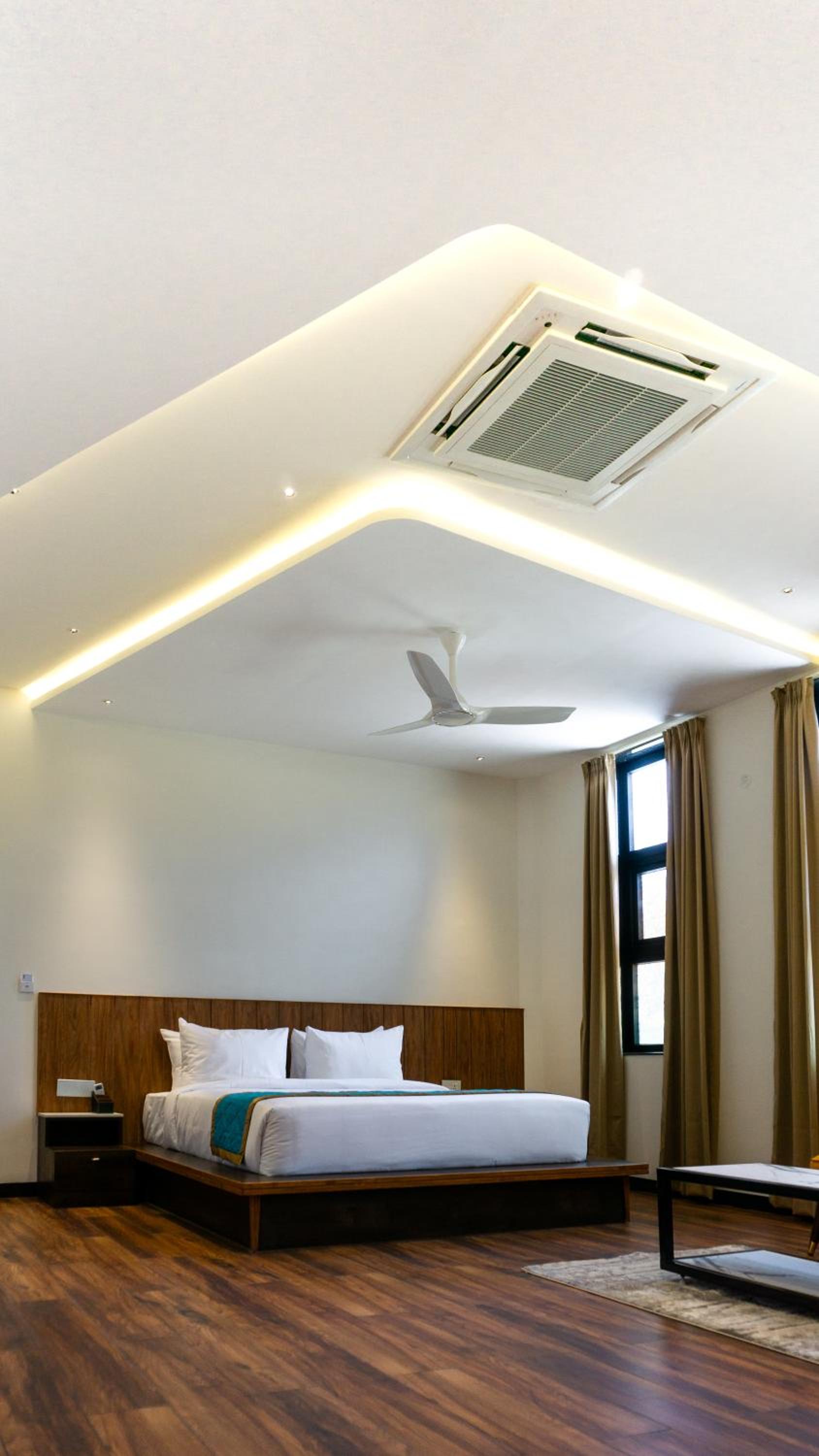 Suite with Balcony