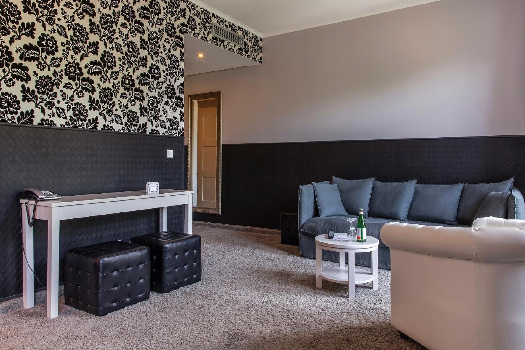 Junior Suite Waldresidenz - Photo 5