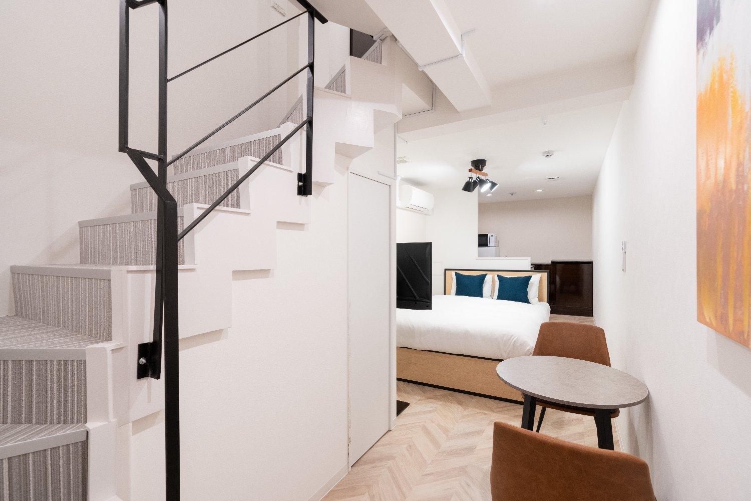One-Bedroom Apartment photo 1