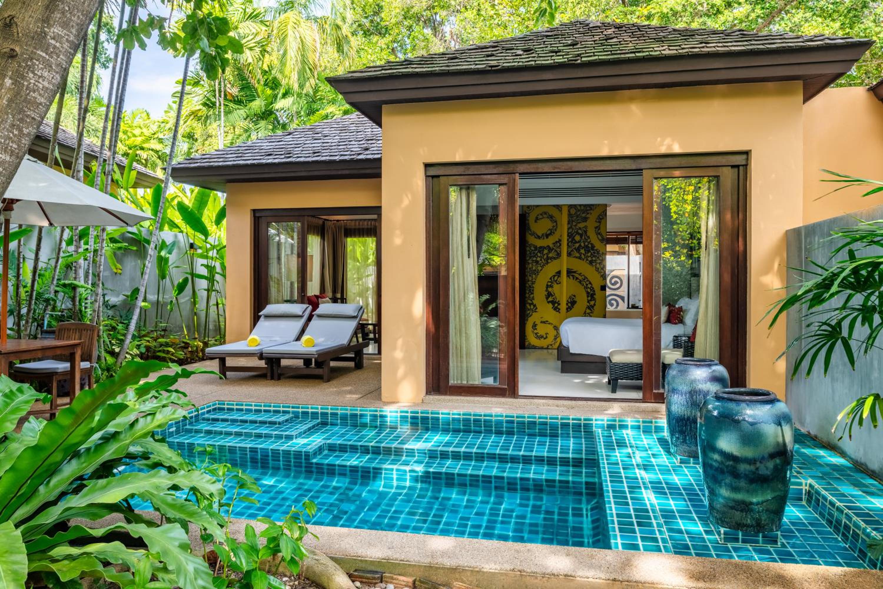 Villa with Private Pool - Photo 2