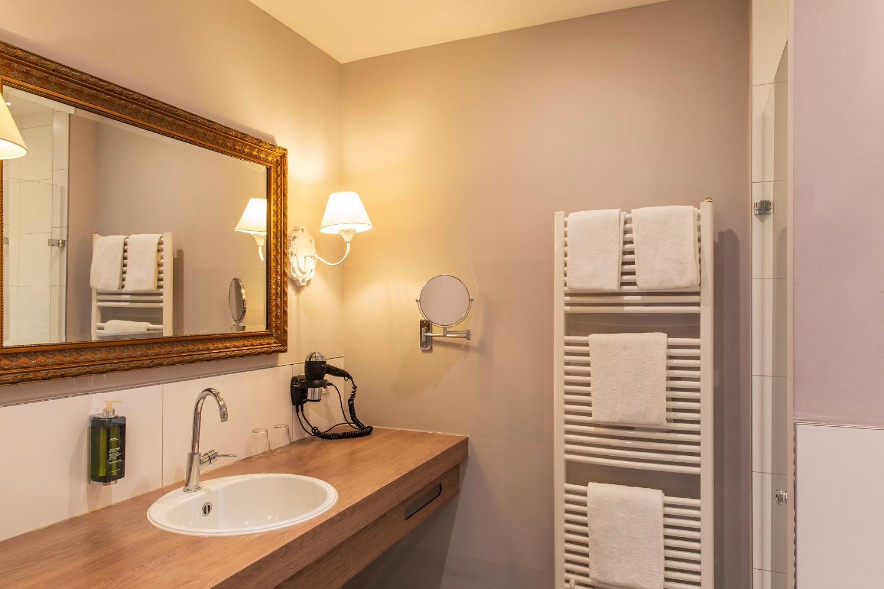 Luxus Zimmer Waldresidenz - Photo 3