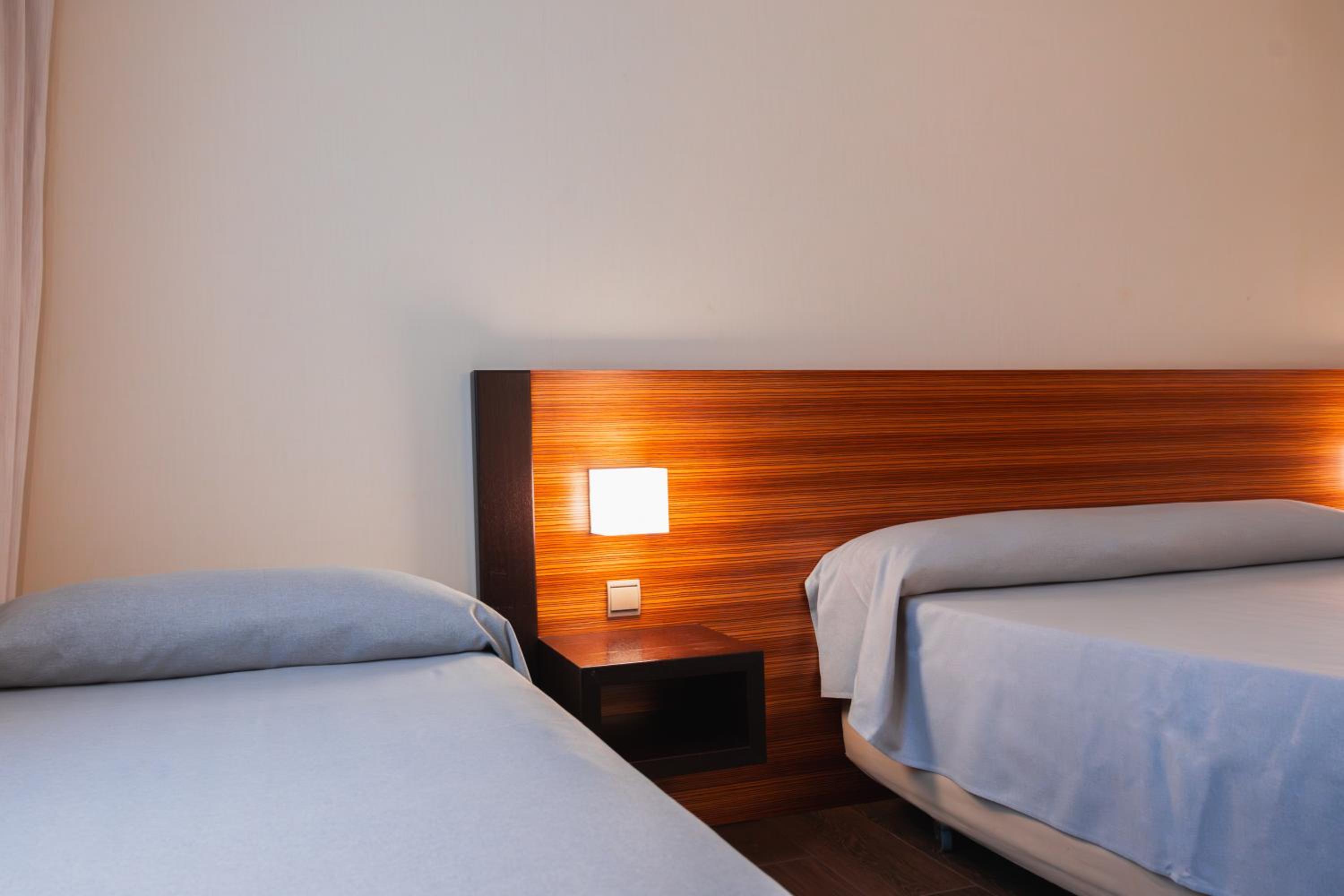 Habitación Familiar (2 Adultos)