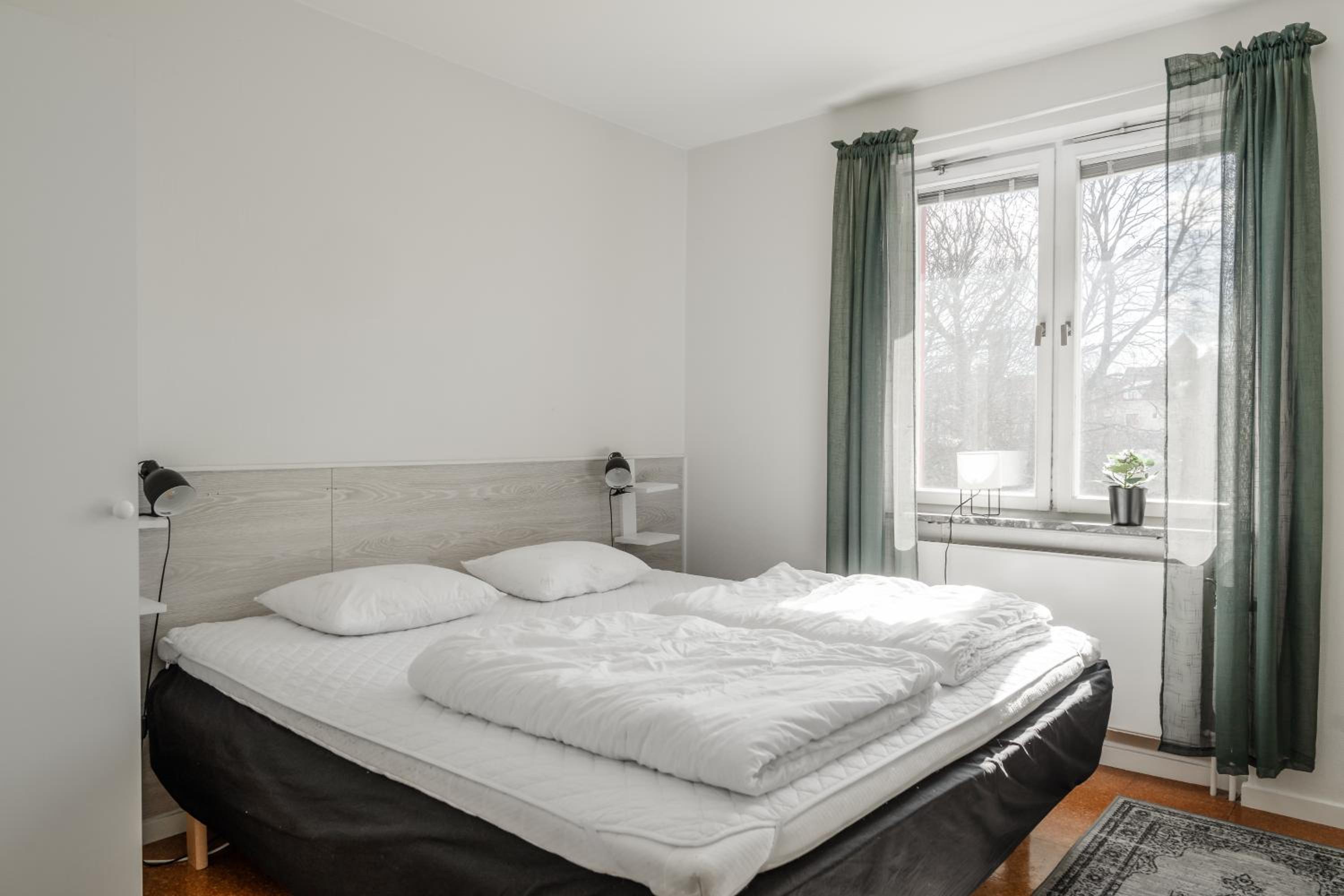 Double Room with Private Bathroom - Photo 10
