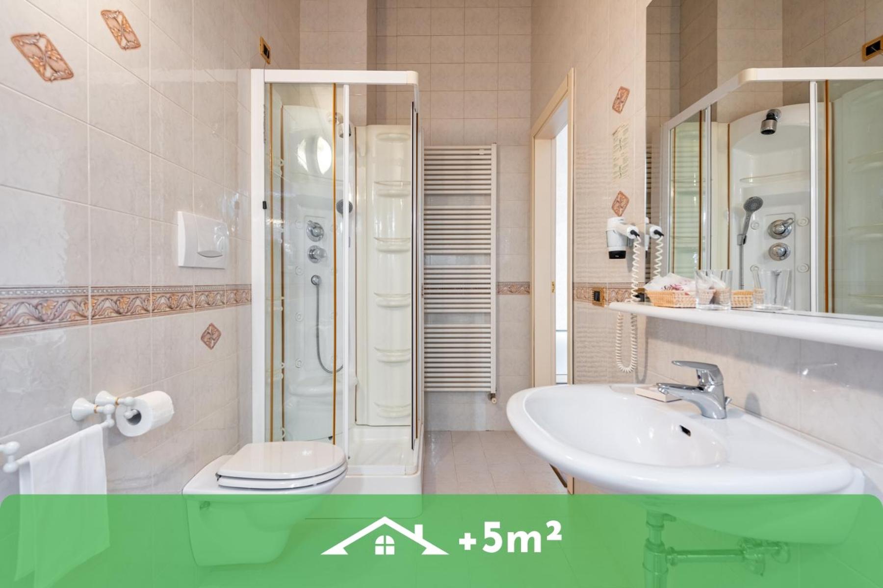 Double or Twin Room - Photo 15