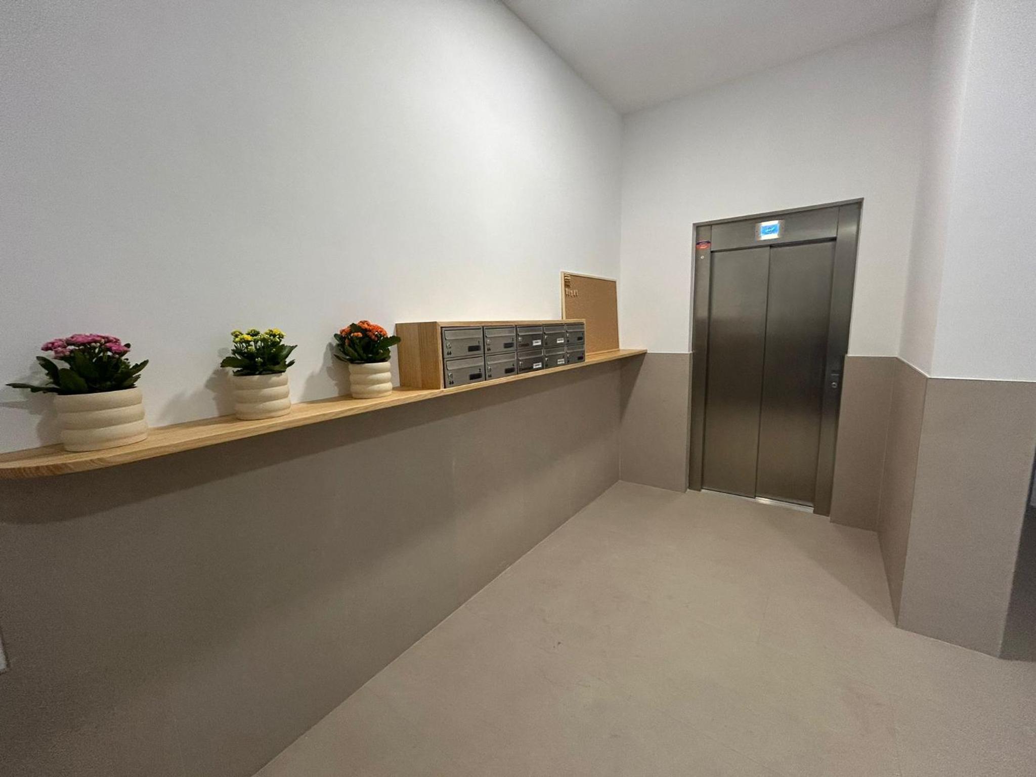 Three-Bedroom Apartment - Photo 4
