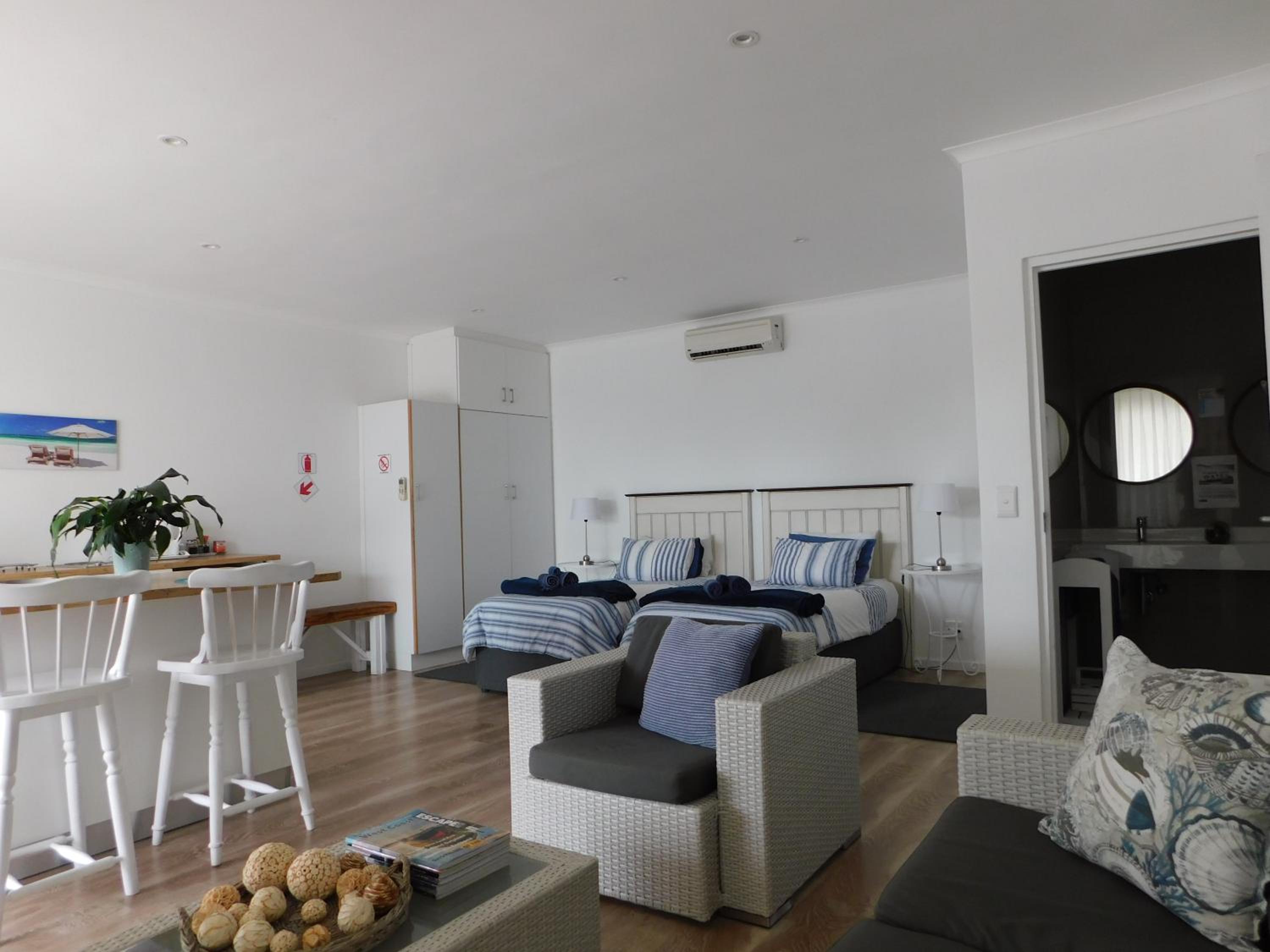 Double Room - Disability Access - Photo 1