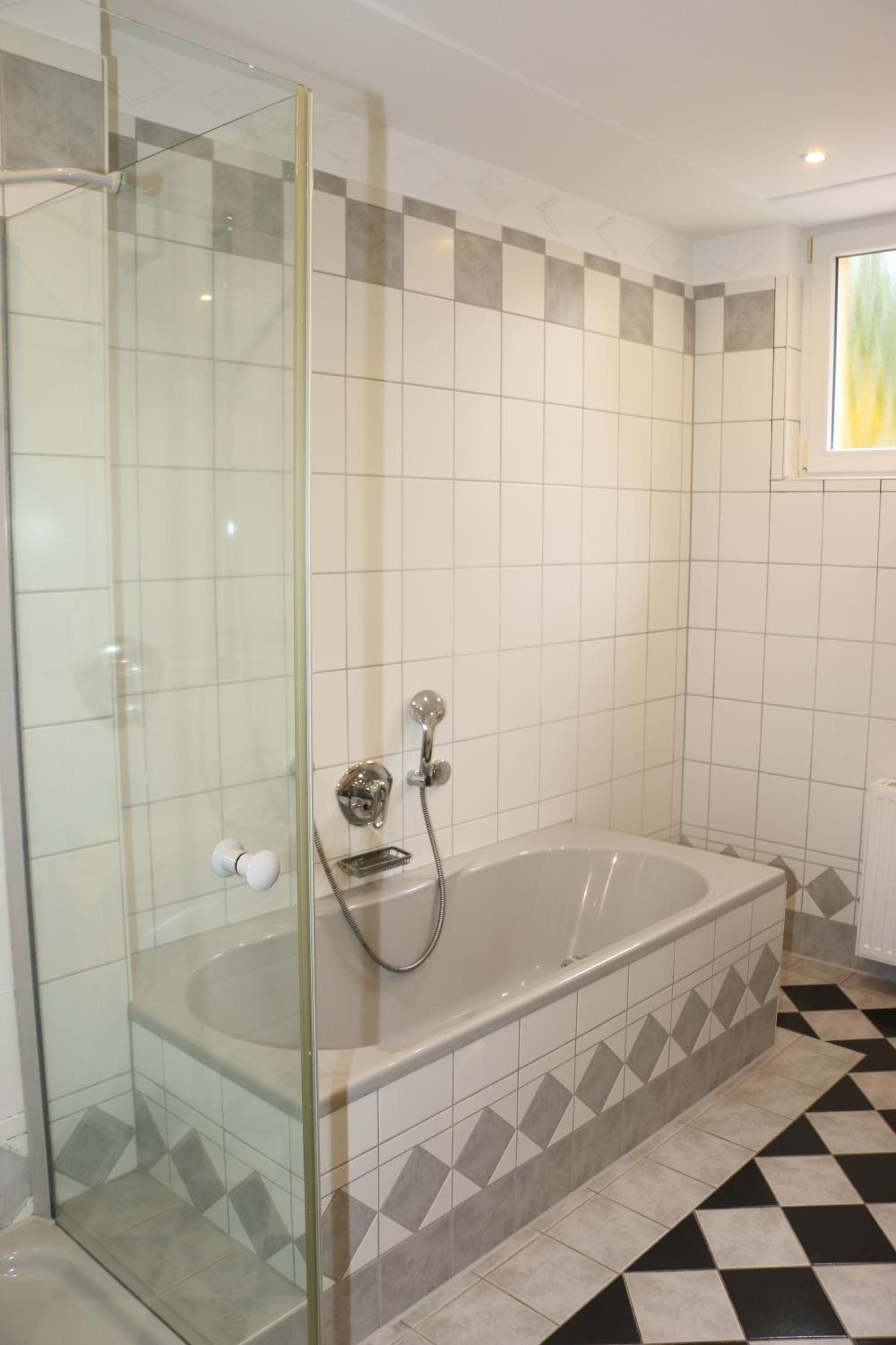 Deluxe Suite - Photo 8