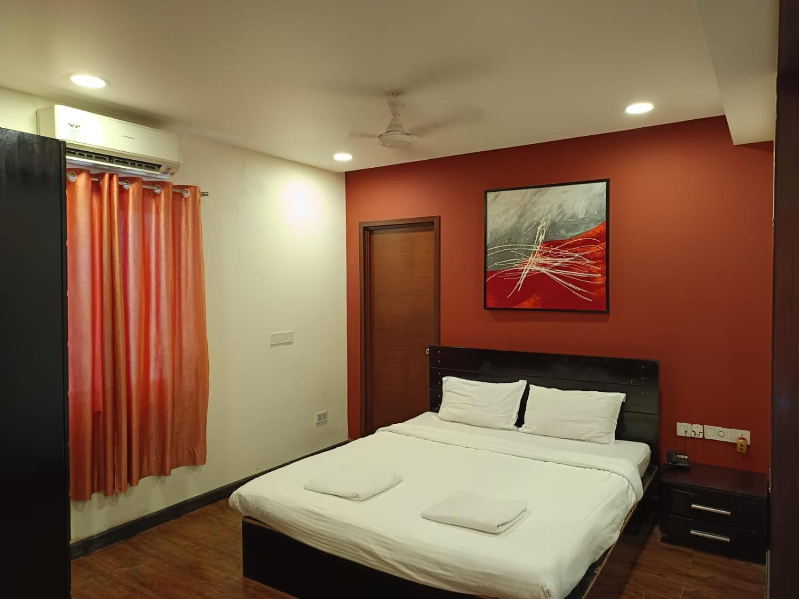One-Bedroom Apartment With Pool View photo 1