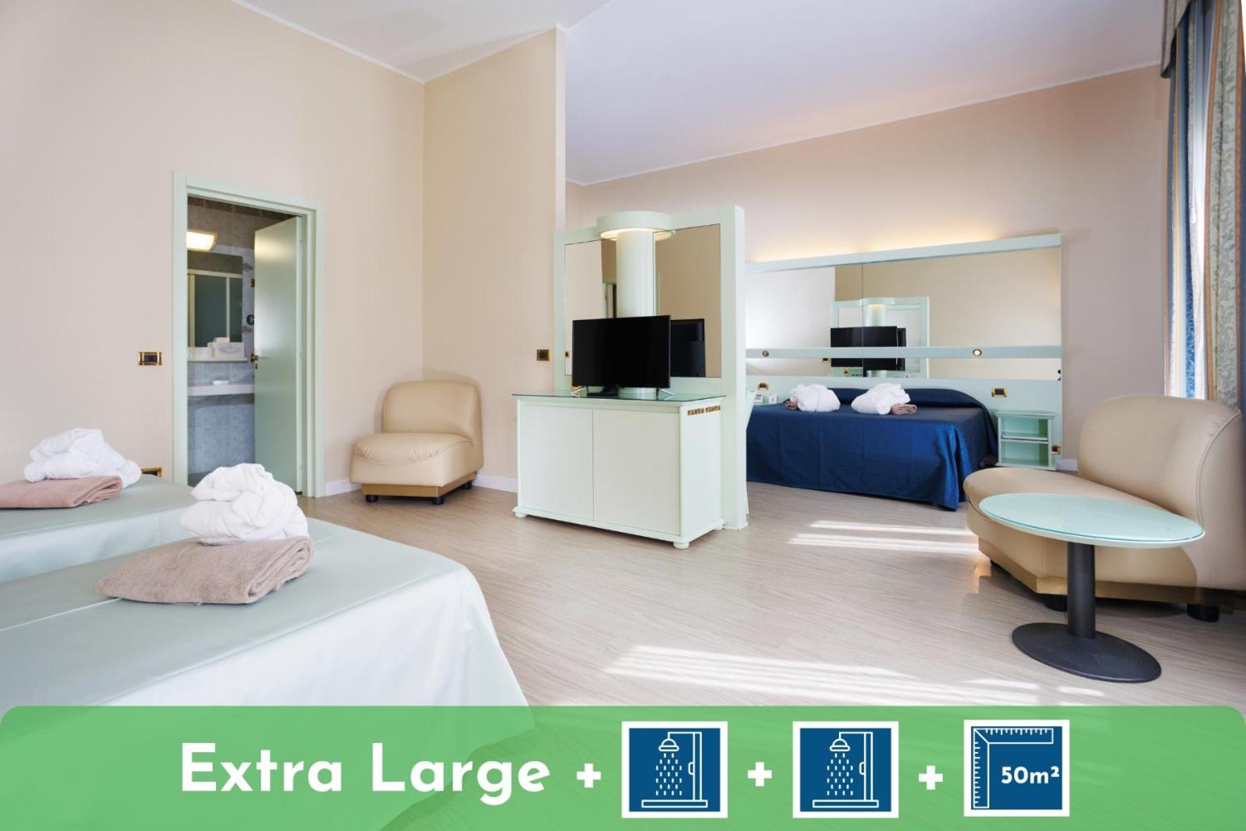 Quadruple Room - Photo 9