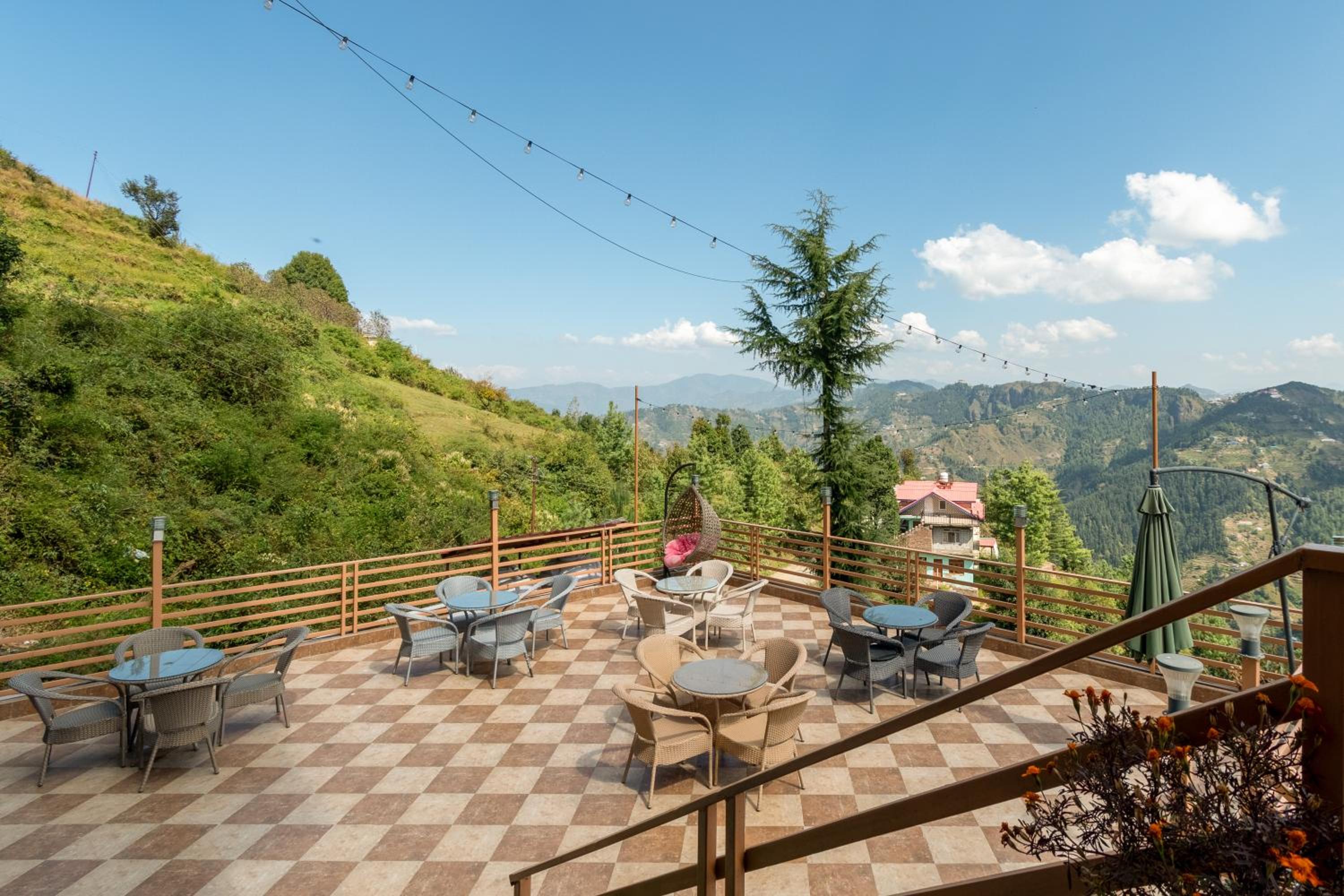 Family Room with Balcony photo 2
