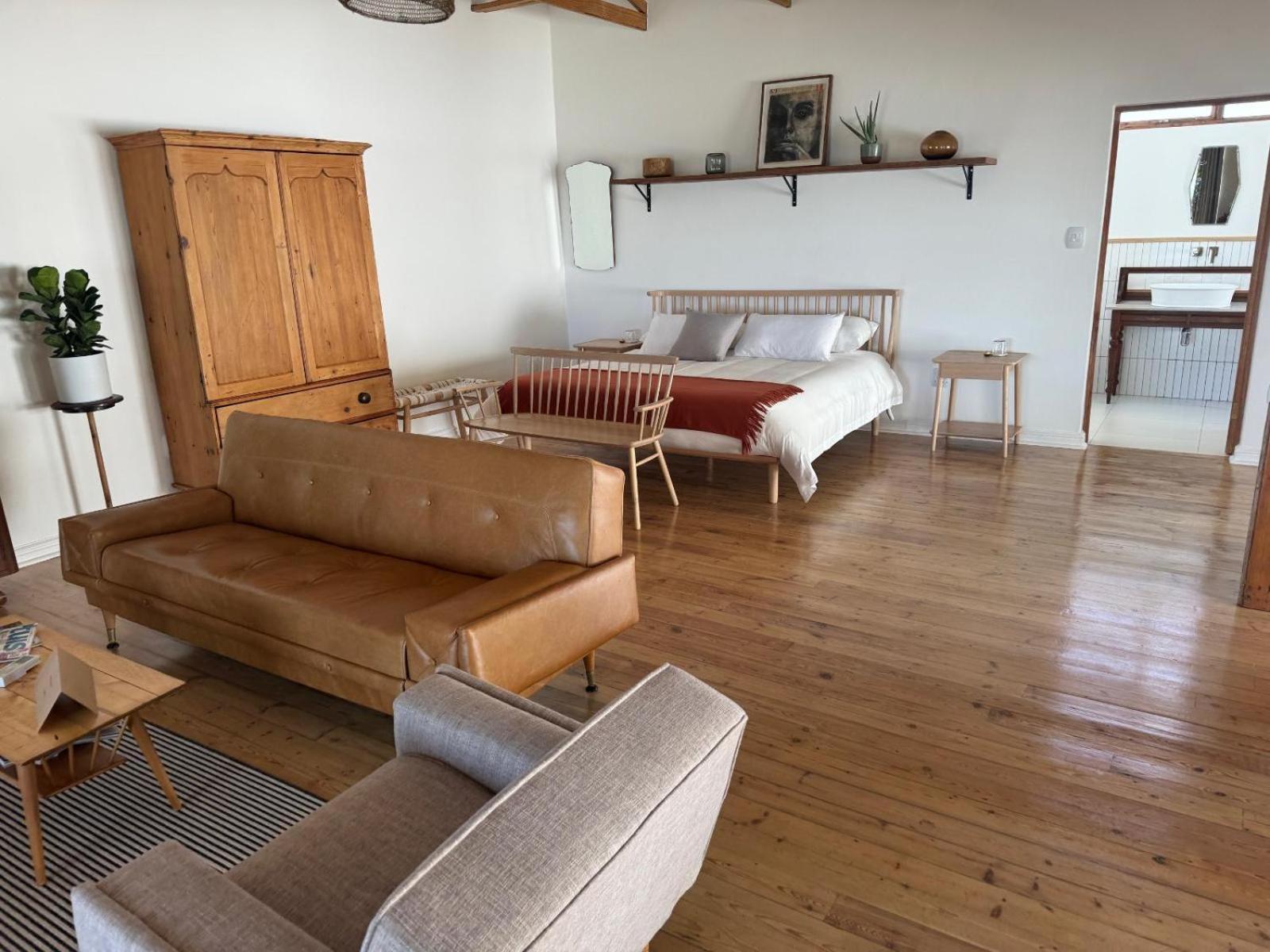Luxury Twin Room - Photo 16