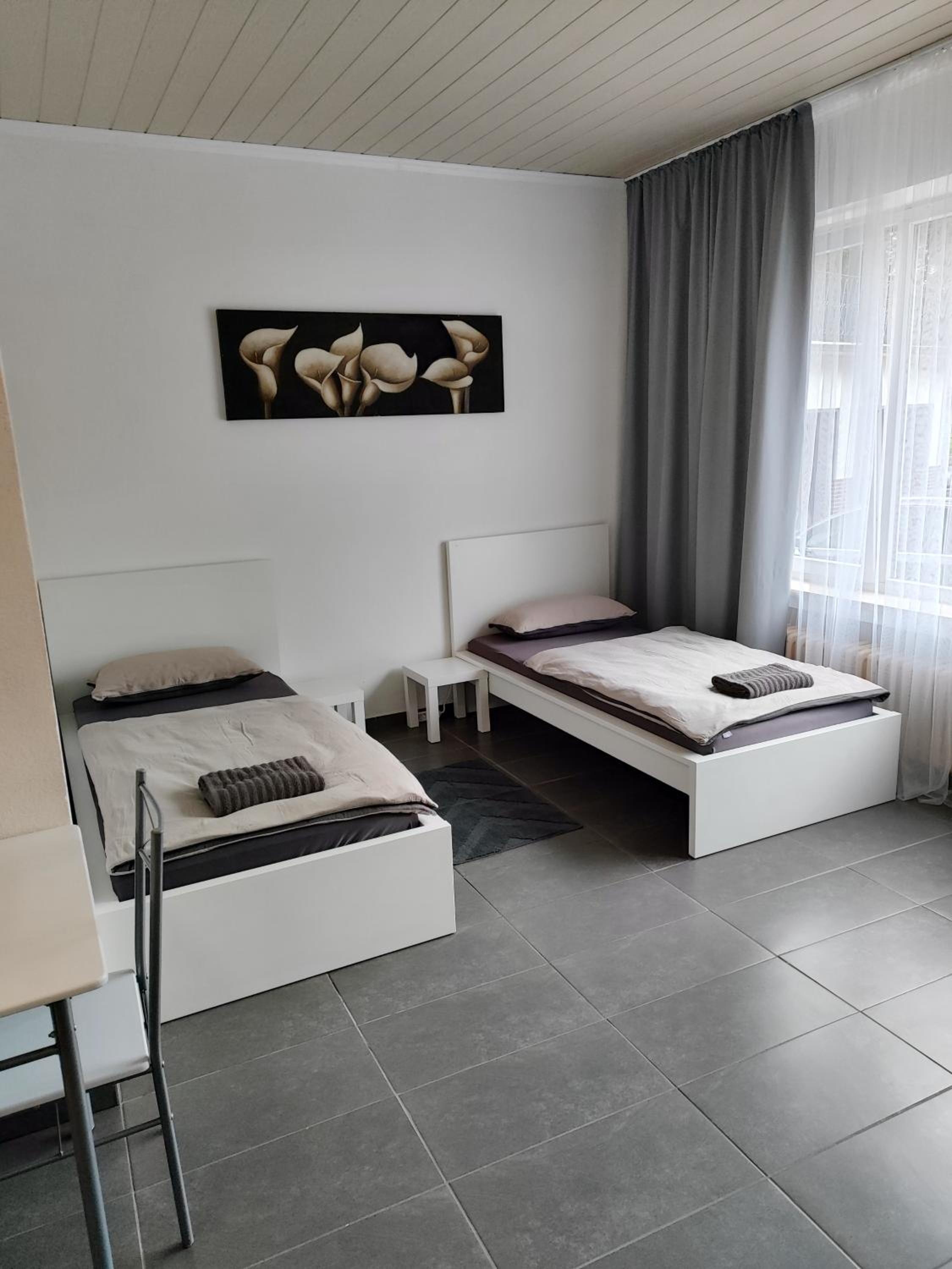 Triple Room with Bathroom photo 2