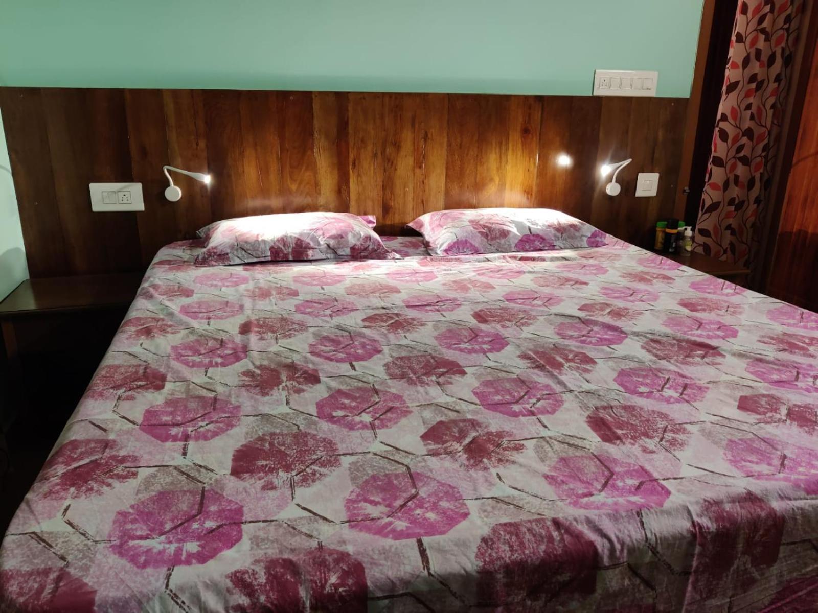 Superior Queen Room photo 1