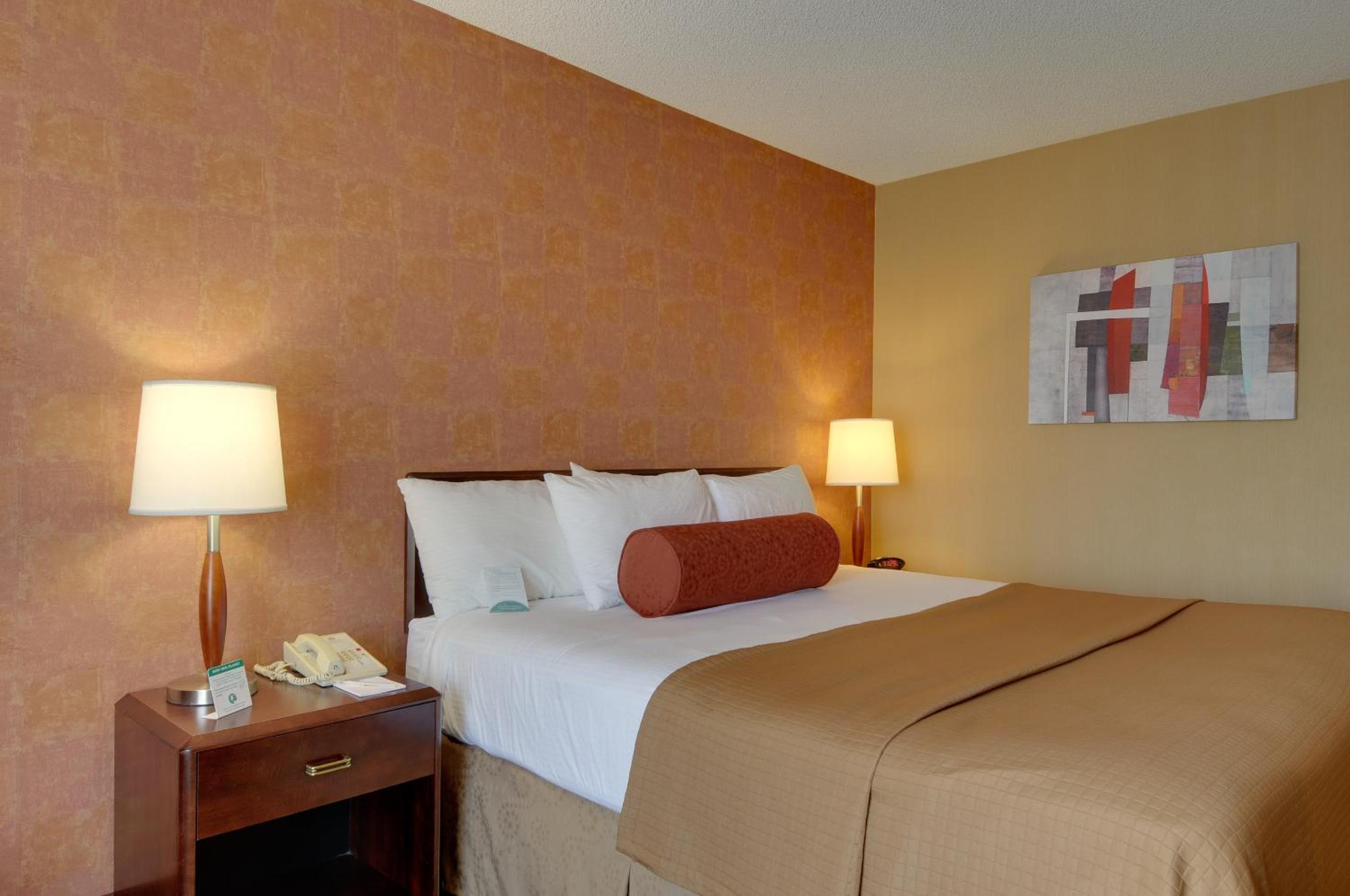 Double Room with Two Double Beds - Accessible - Photo 11