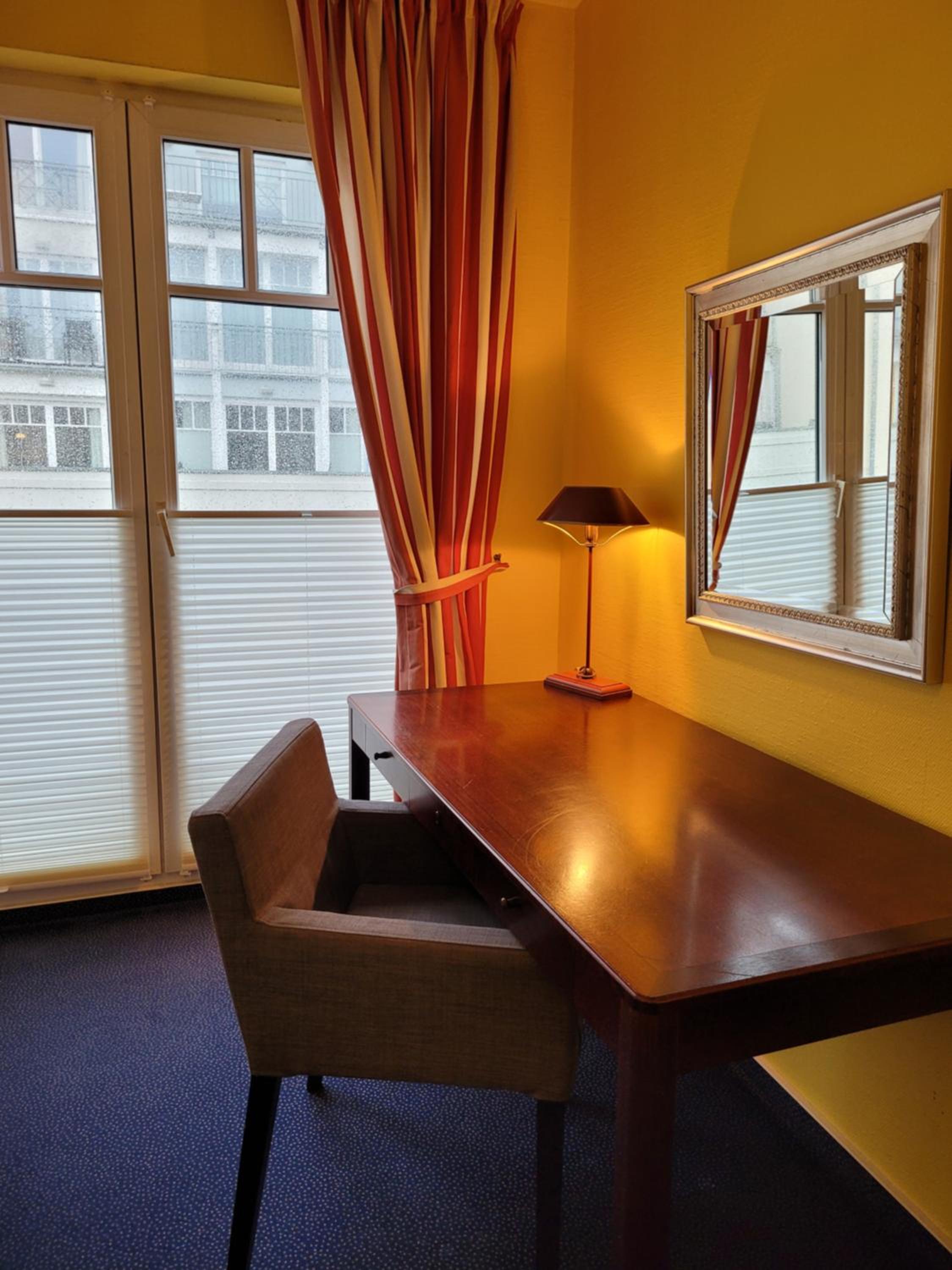 One-Bedroom Apartment with Balcony