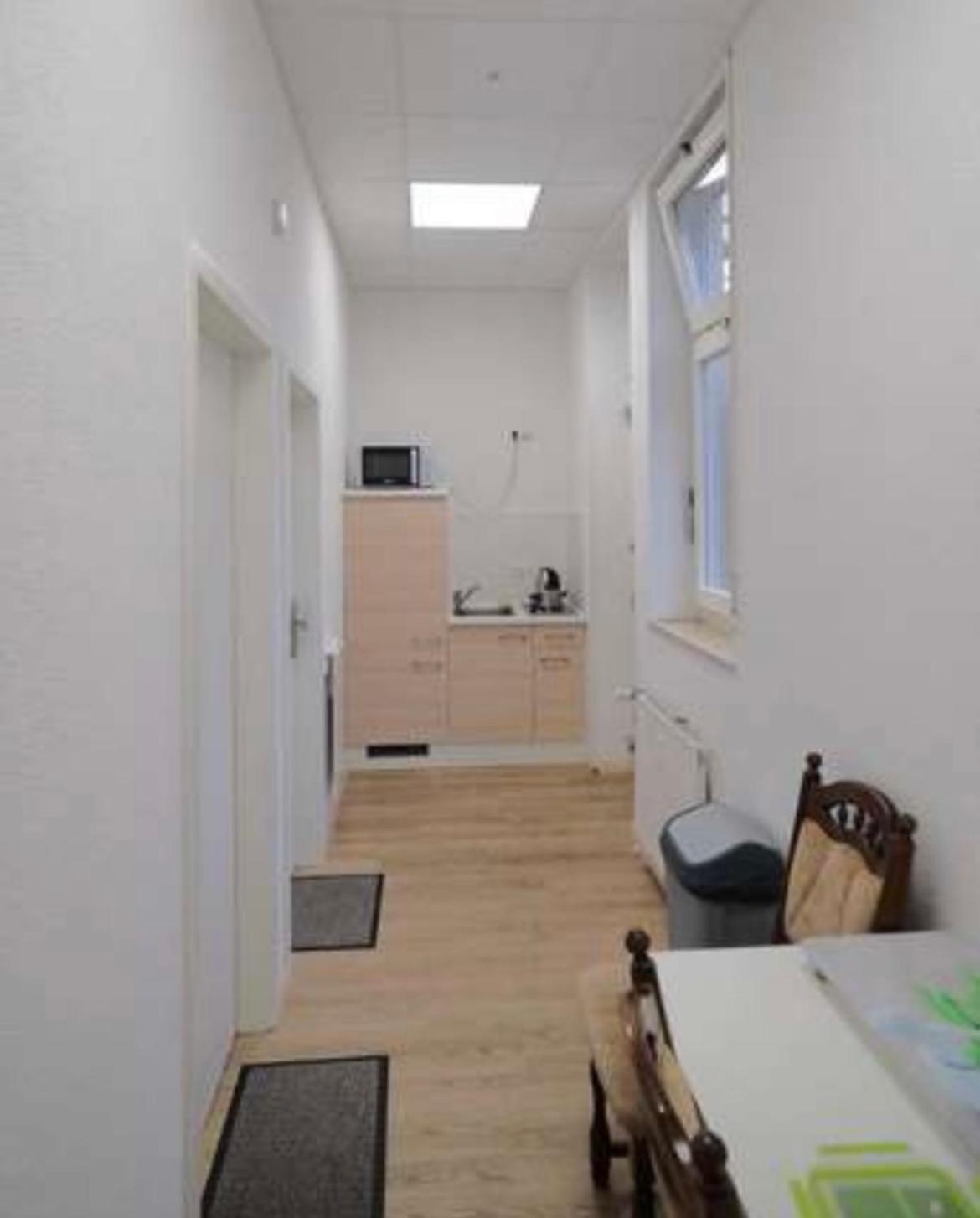 One-Bedroom Apartment photo 3
