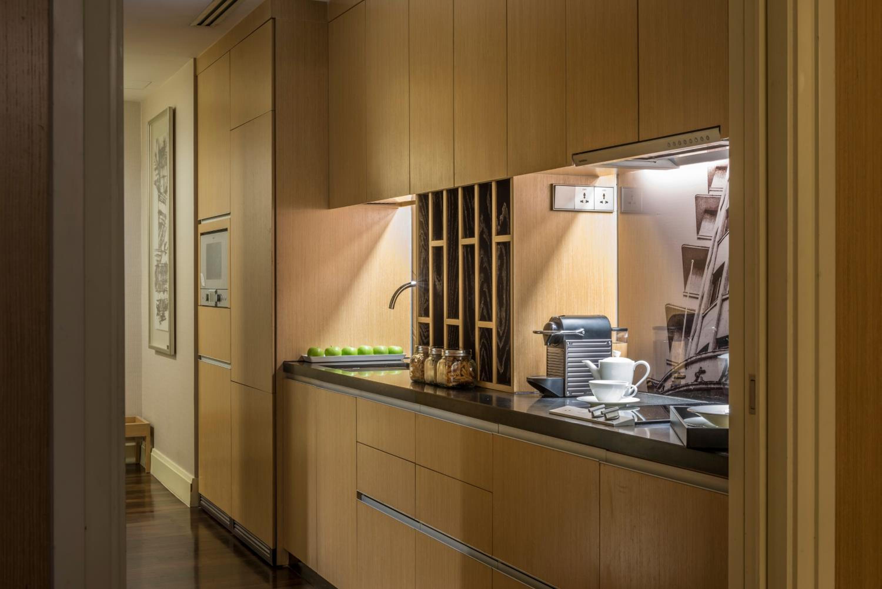 Cutler Suite photo 2