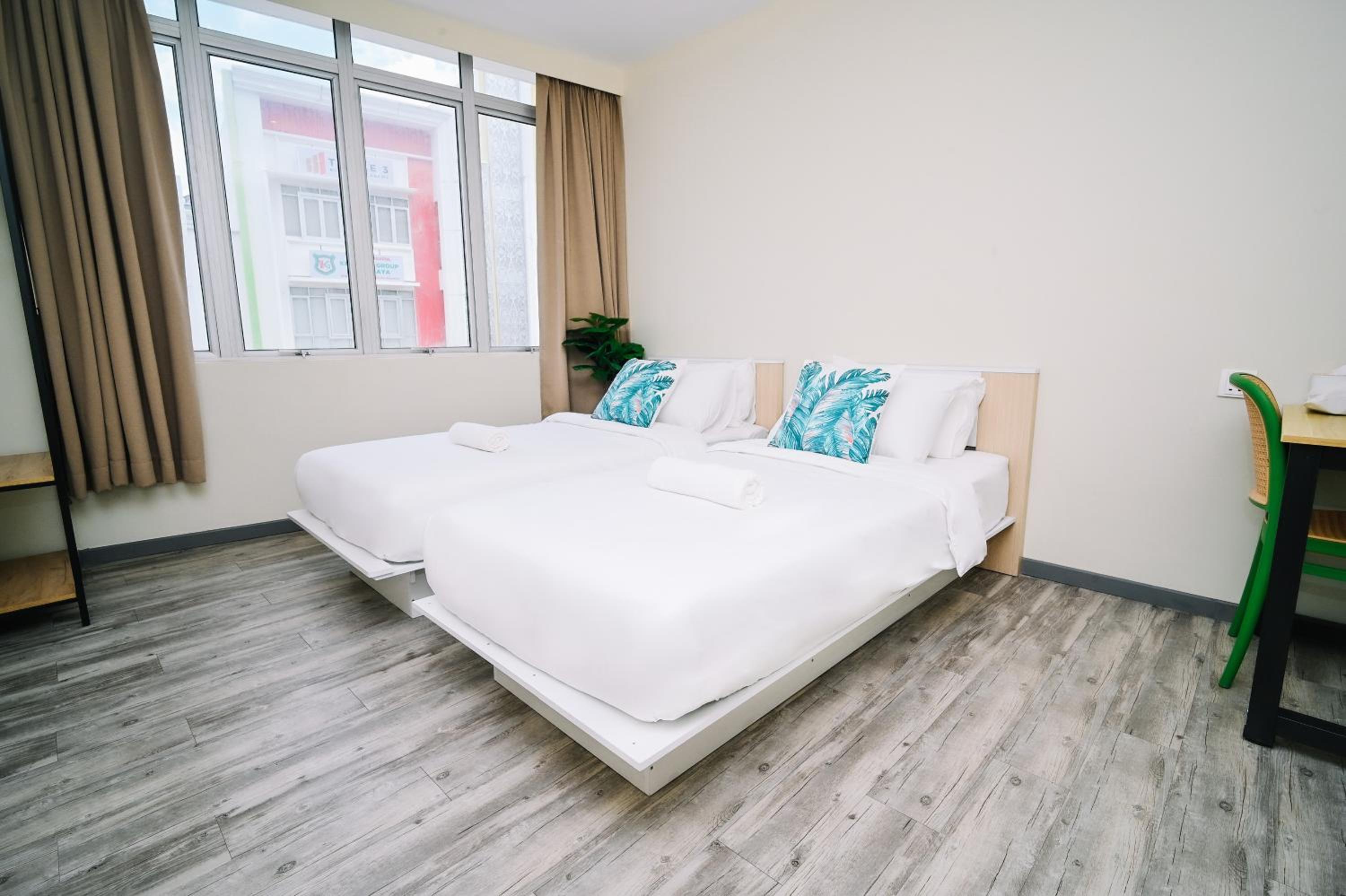Deluxe Twin Room - Photo 1