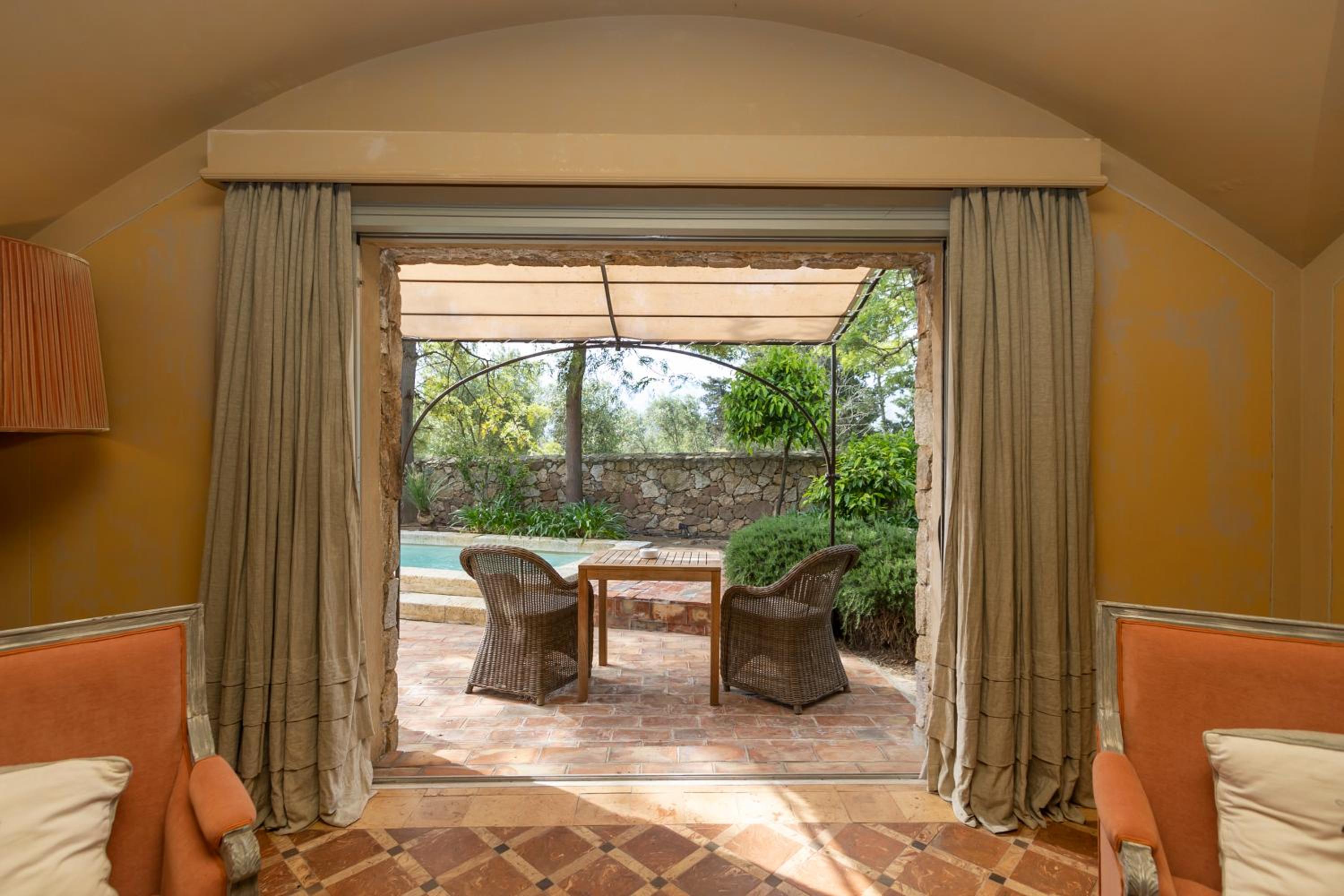 Deluxe Villa - Photo 18