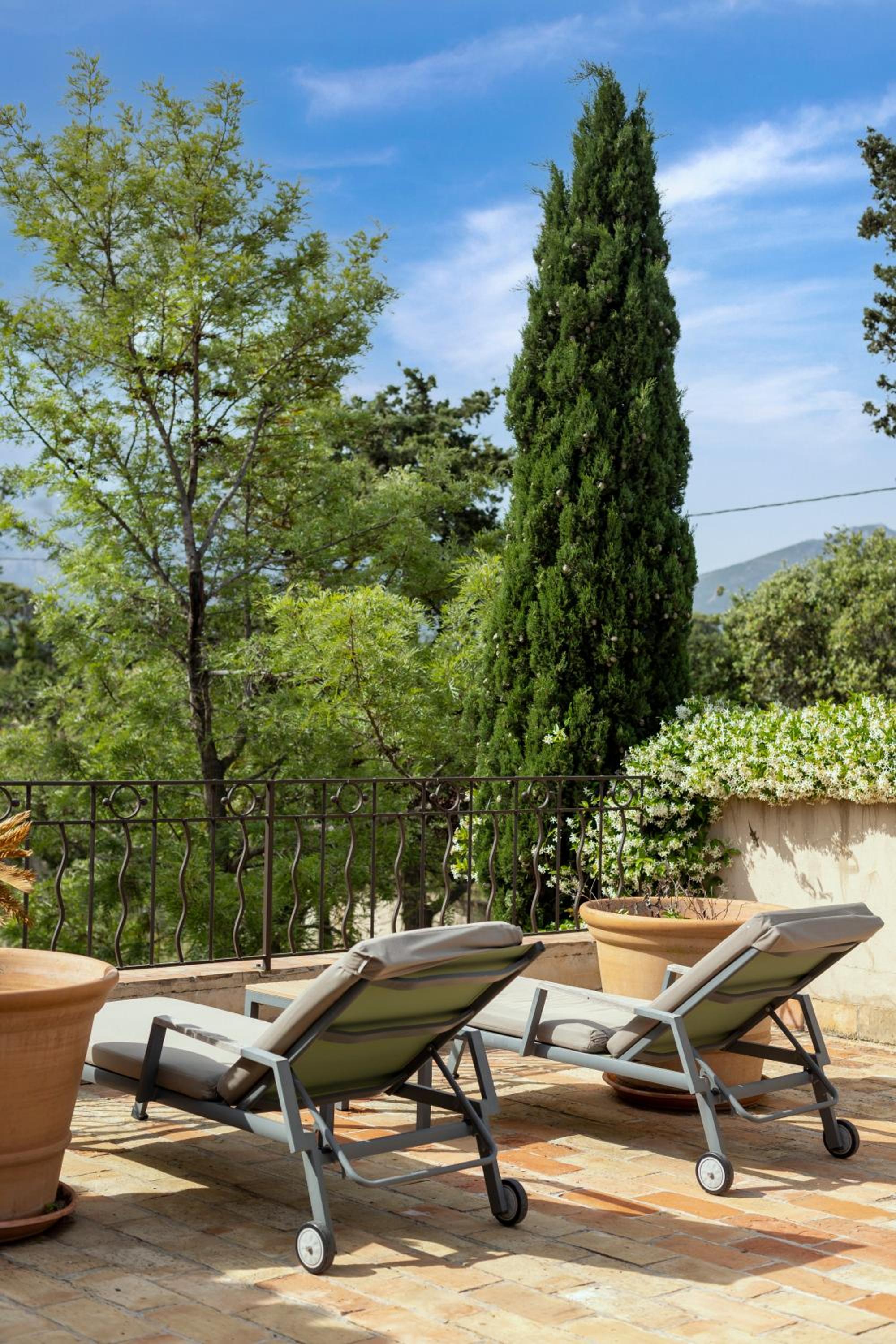 Deluxe Villa - Photo 11