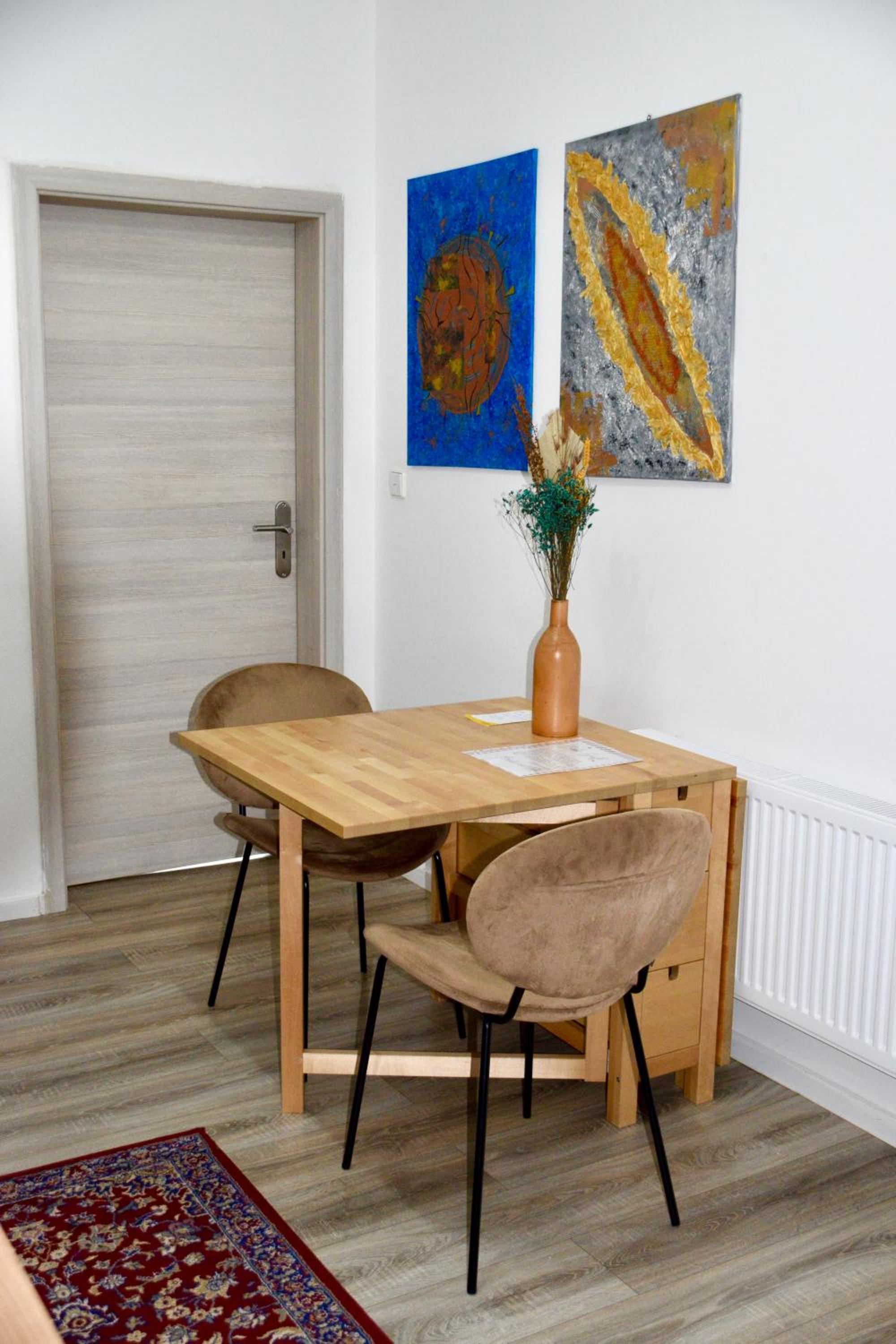 Two-Bedroom Apartment photo 2