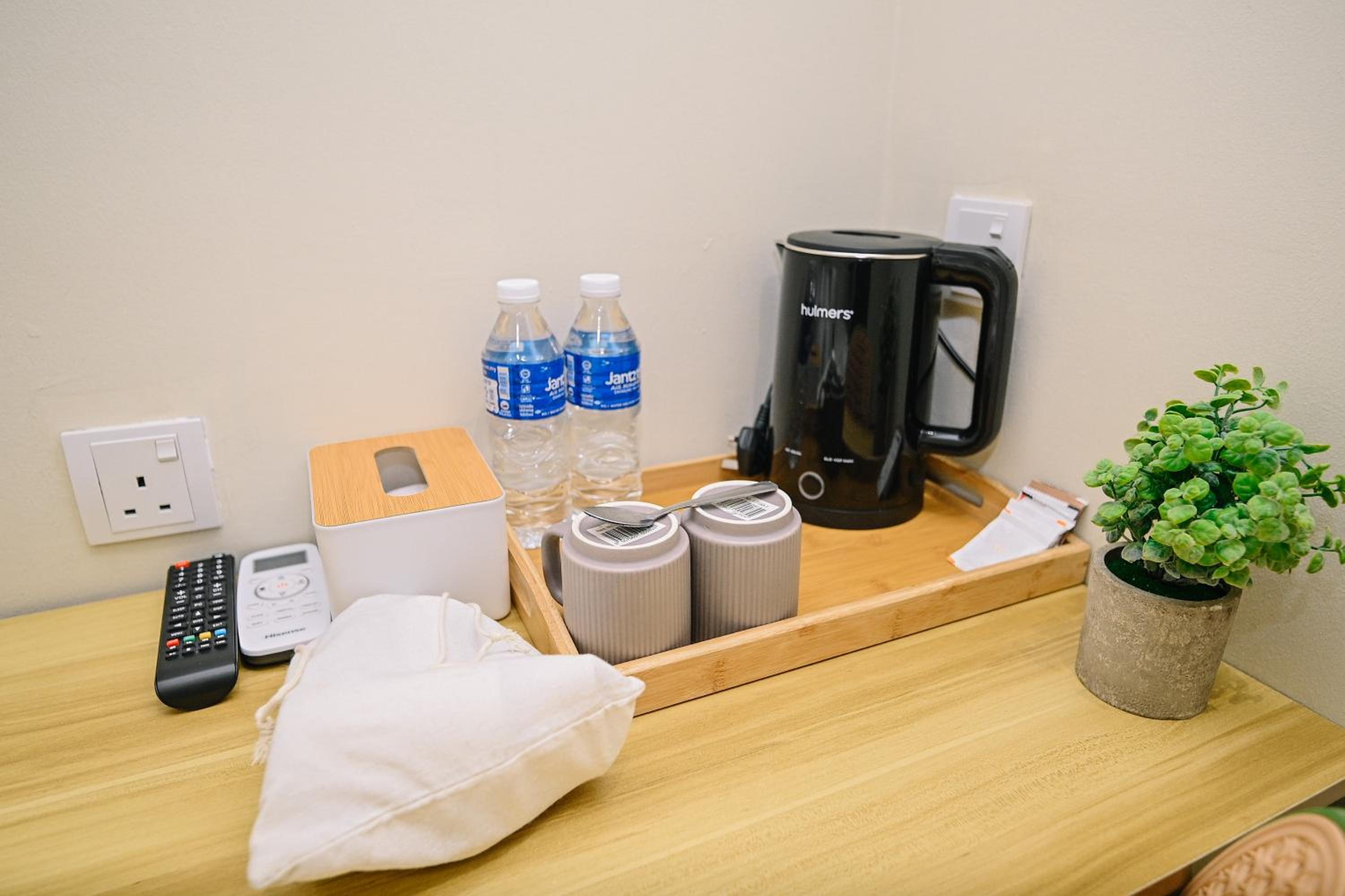 Standard Twin Room - Photo 5