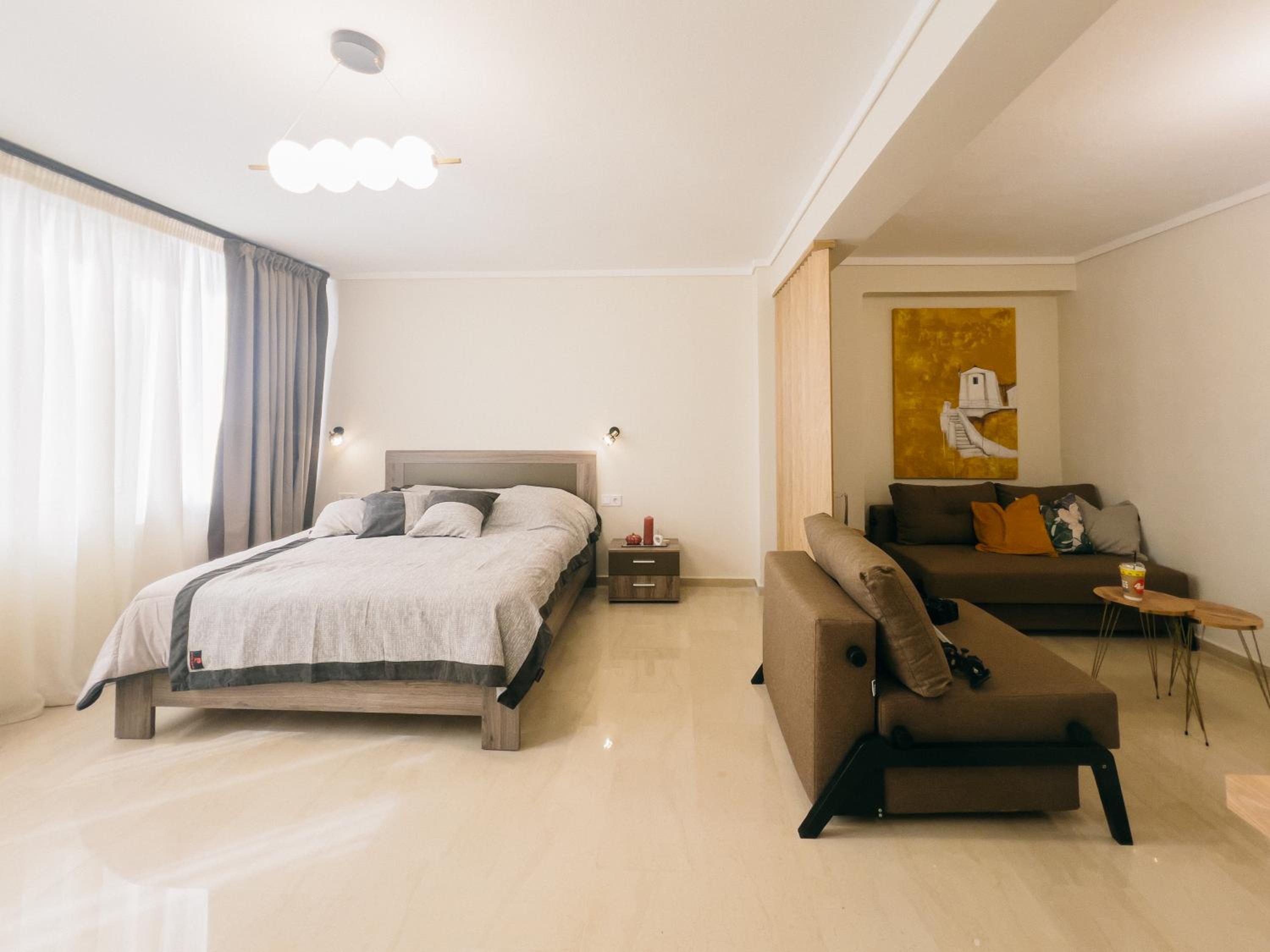 One-Bedroom Apartment