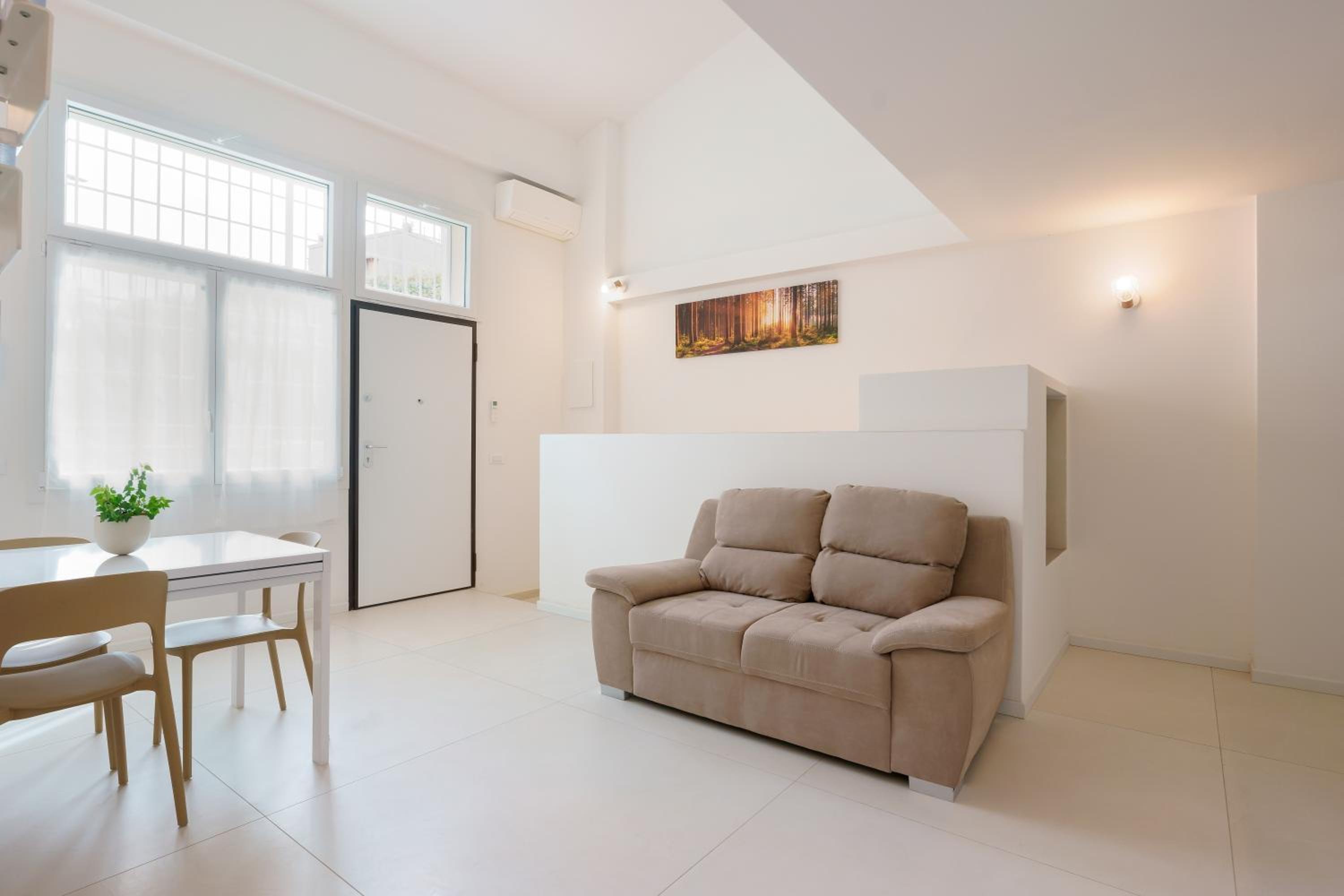 Four-Bedroom Standard Apartment