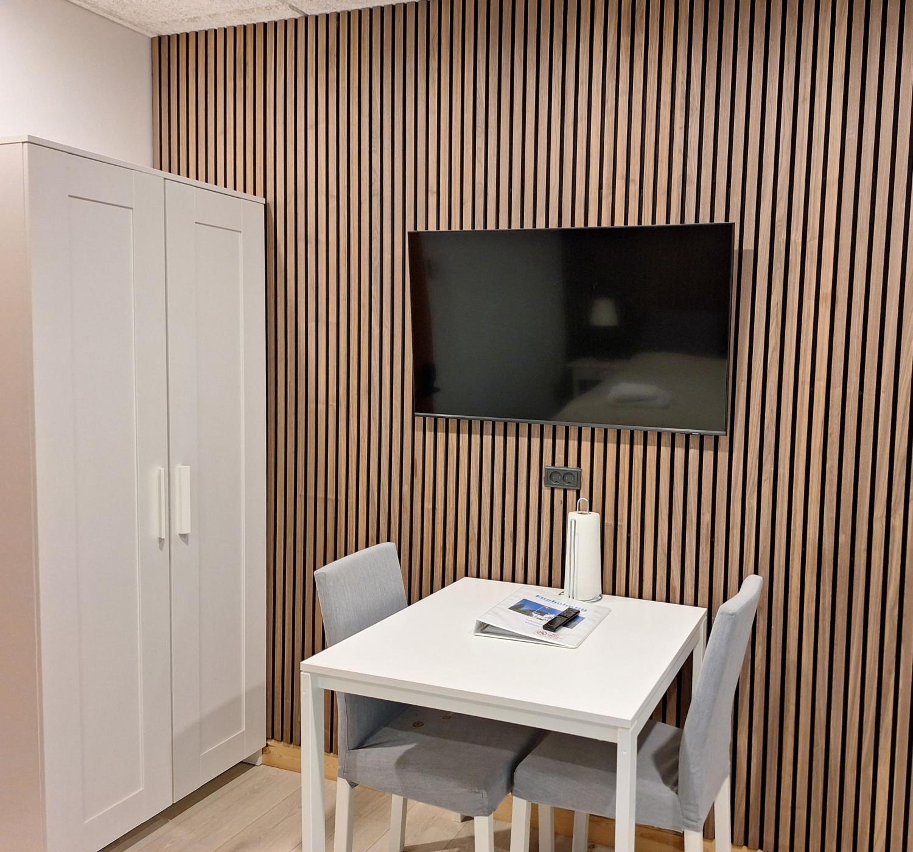 Double or Twin Room with Shared Bathroom photo 3