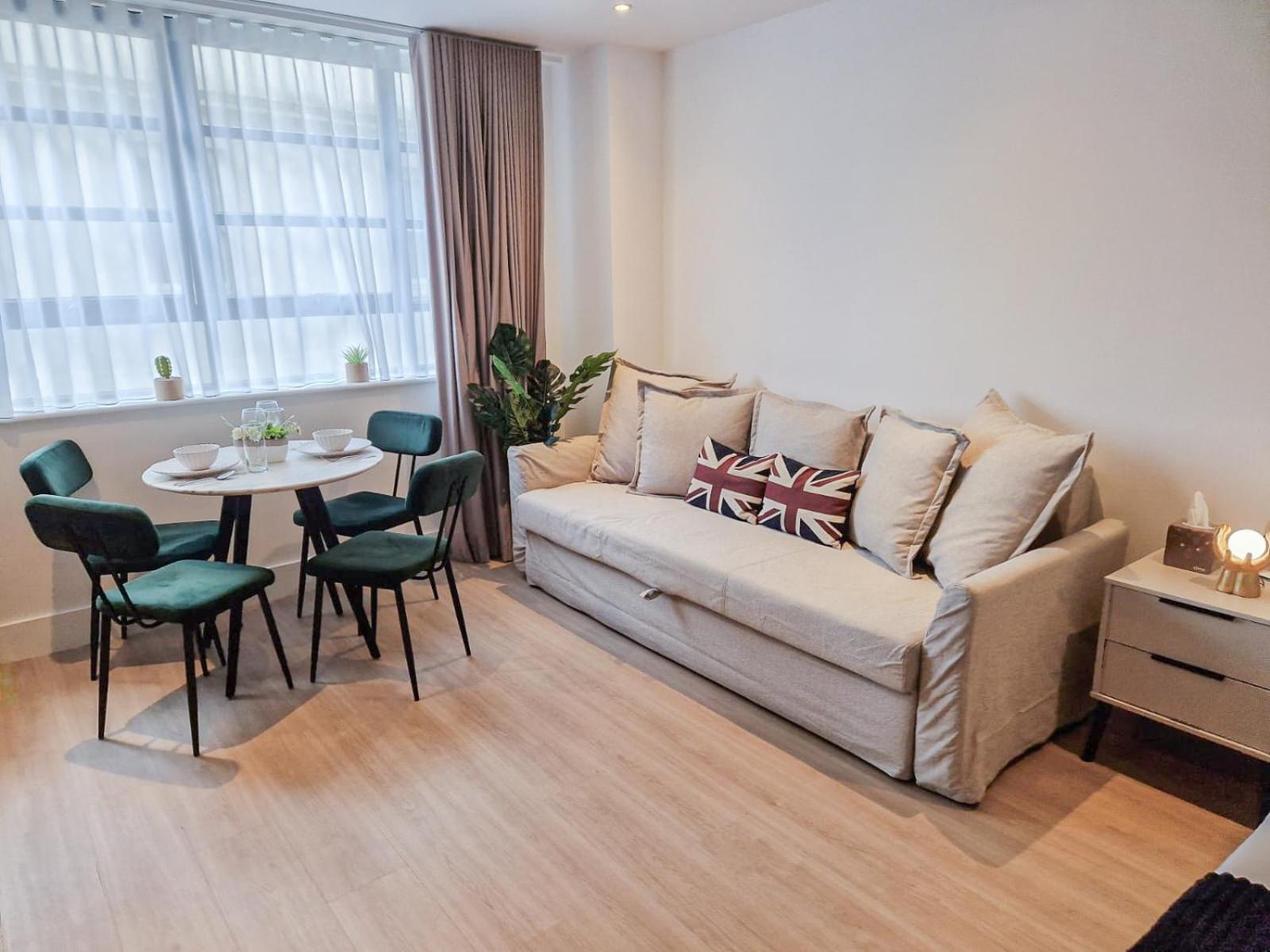Studio Apartment photo 2