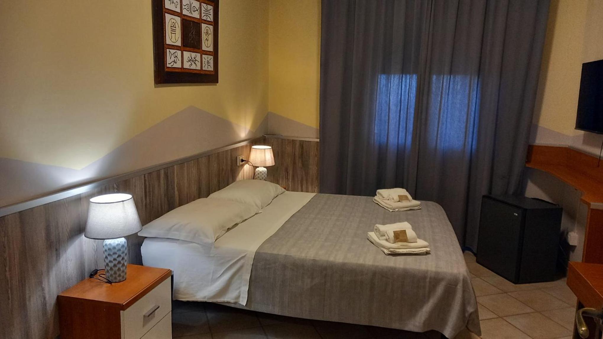 Double or Twin Room with Mountain View photo 1