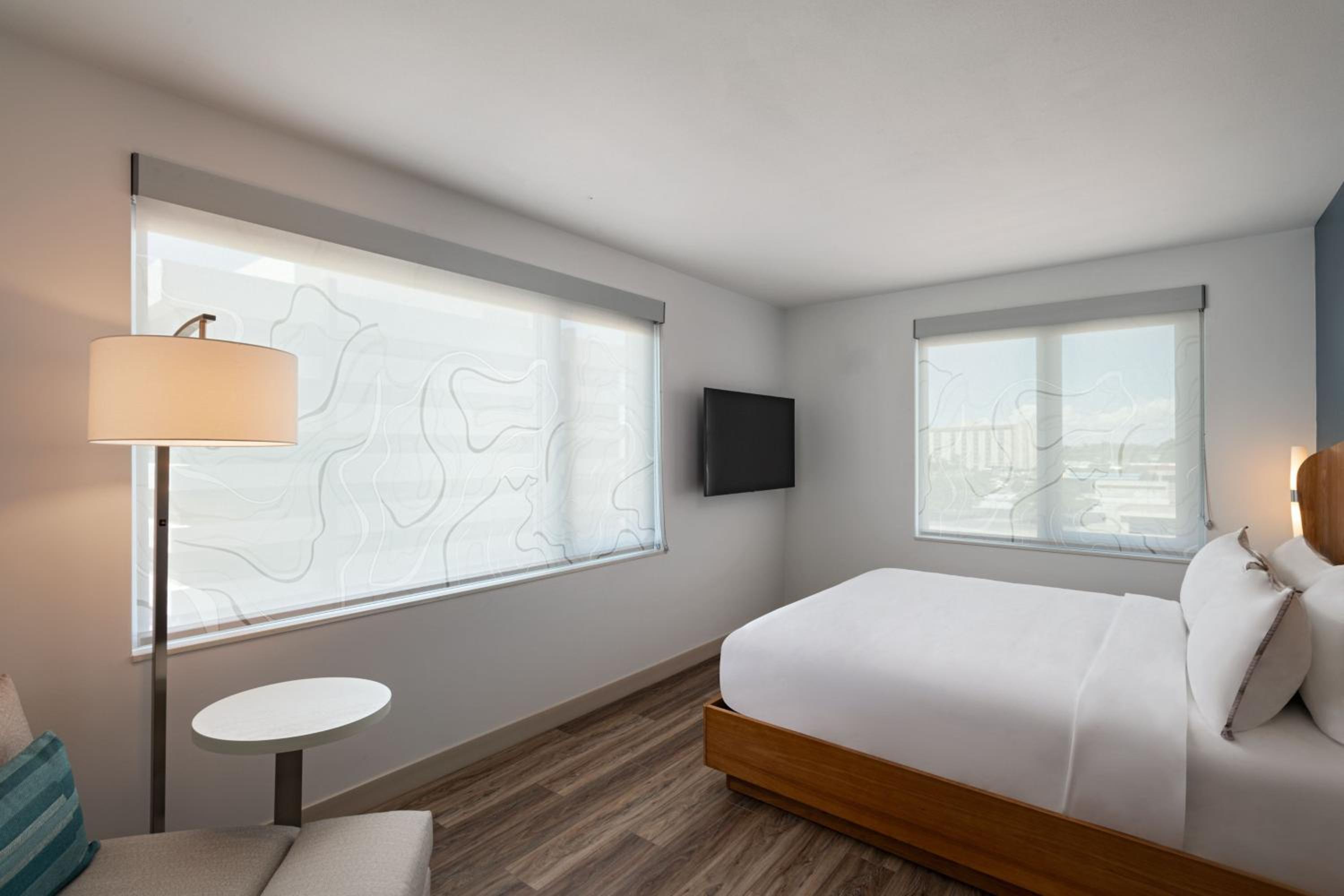 Conference King Suite with Sofa Bed - Photo 1