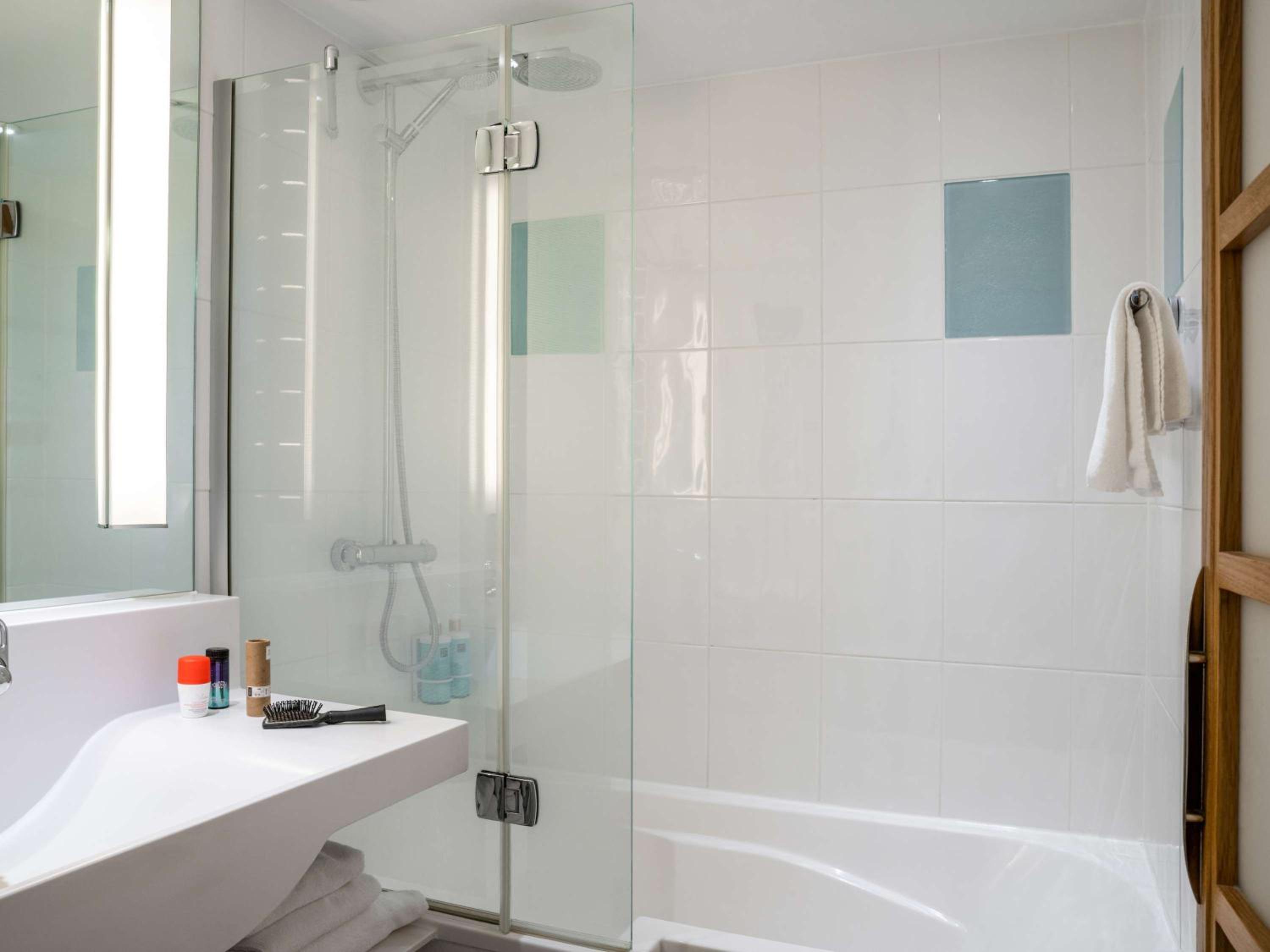 Standard Double Room - Photo 3